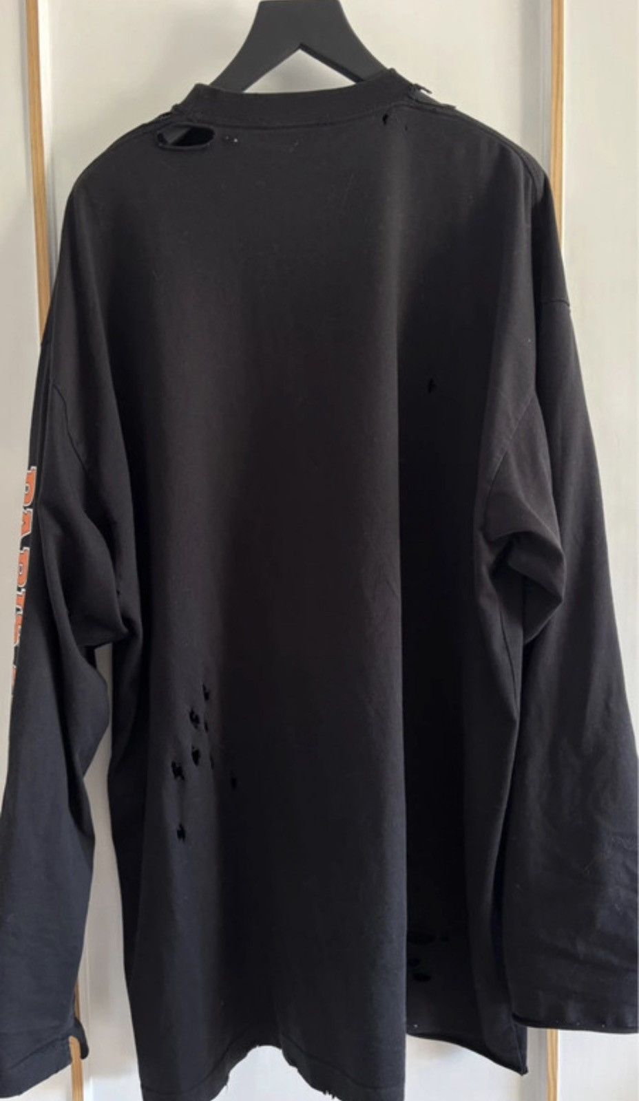 Balenciaga Balenciaga T-shirt Size US L / EU 52-54 / 3 - 10 Thumbnail