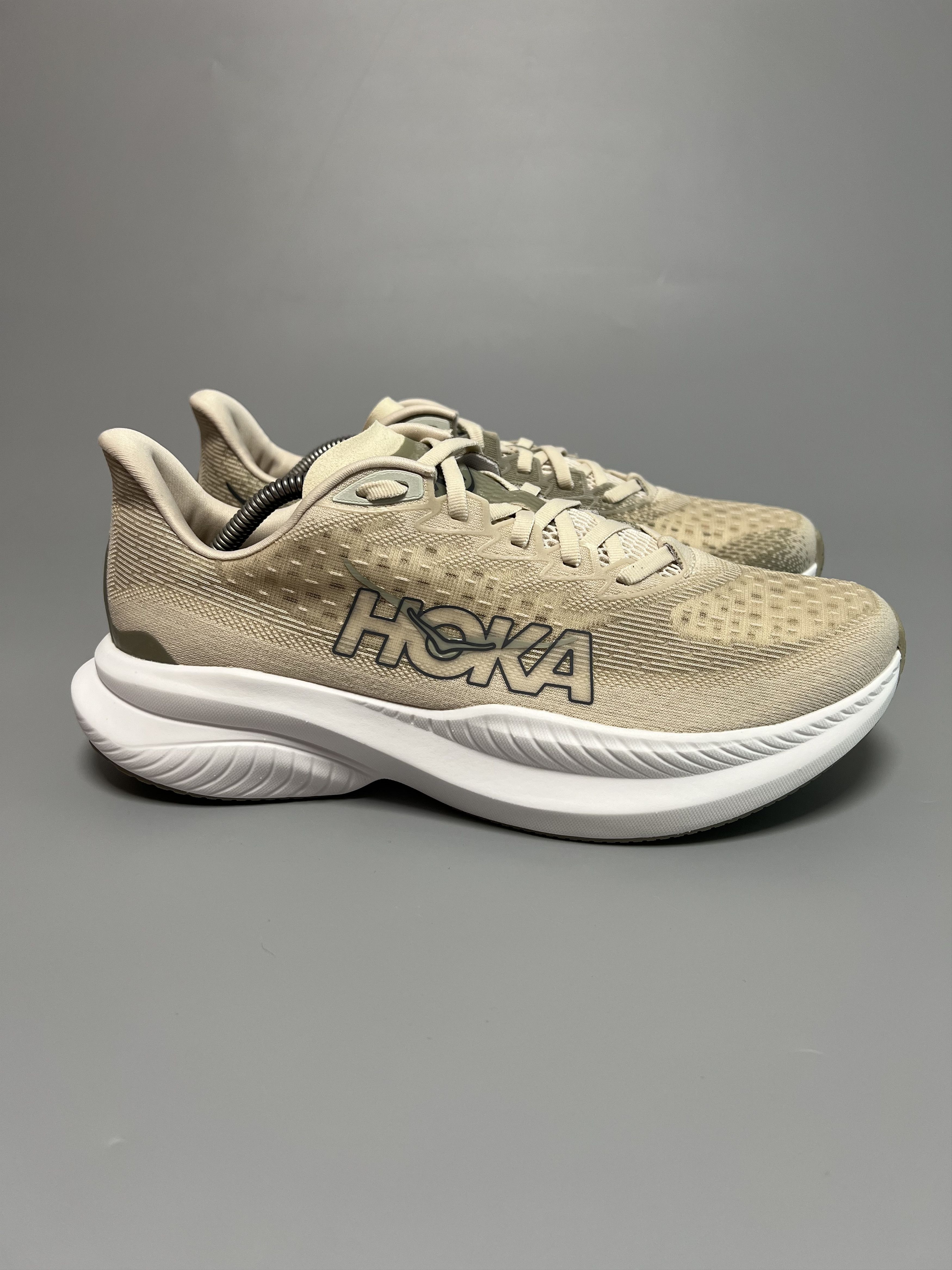 Hoka 10D Hoka One One Mach 6 Men's Running Shoes 1147790-OKB Size US 10 / EU 43 - 1 Thumbnail