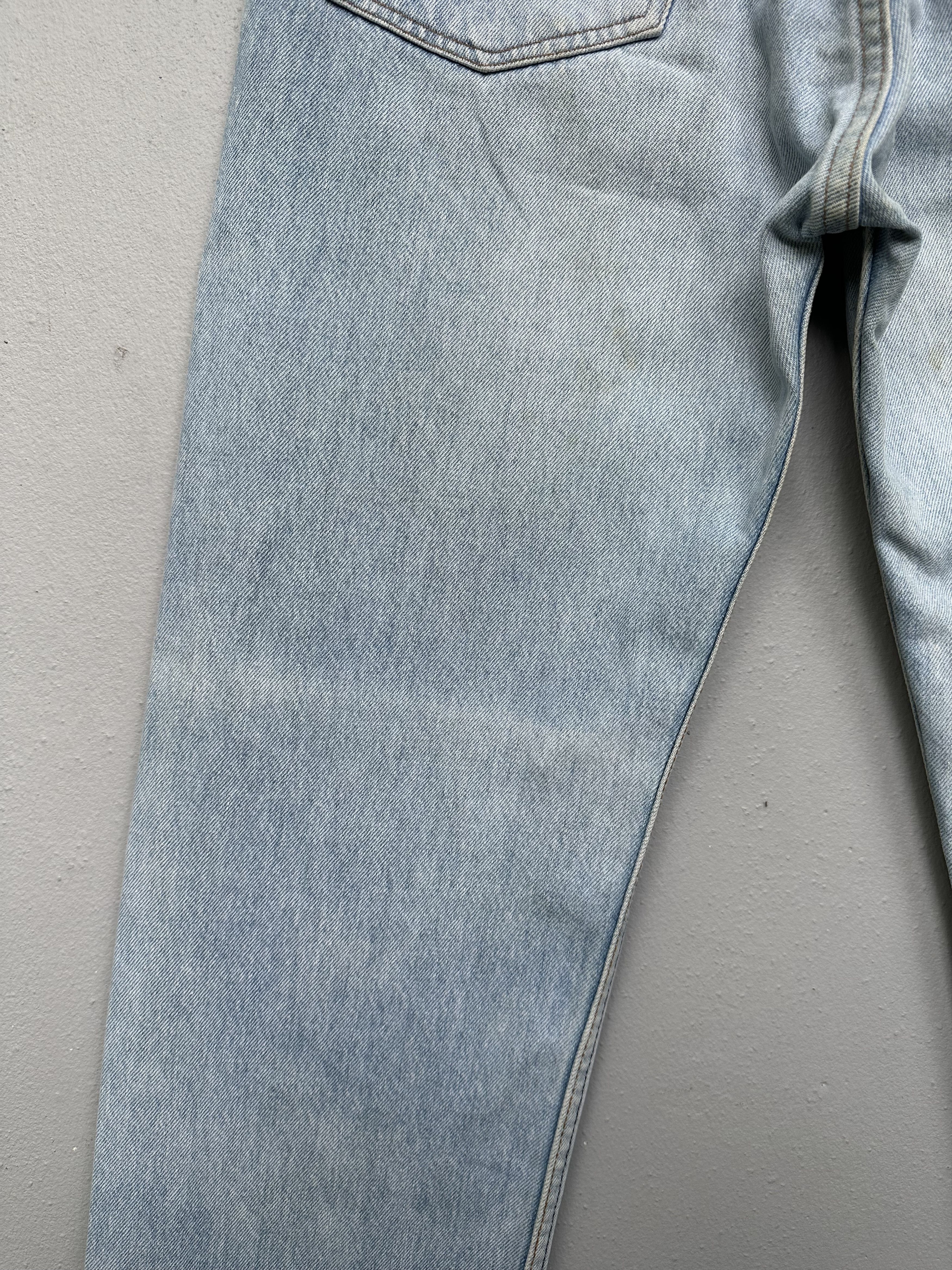 Levi's Vintage 1993 Levi's 501 Distressed Denim Jeans Size US 30 / EU 46 - 15 Thumbnail