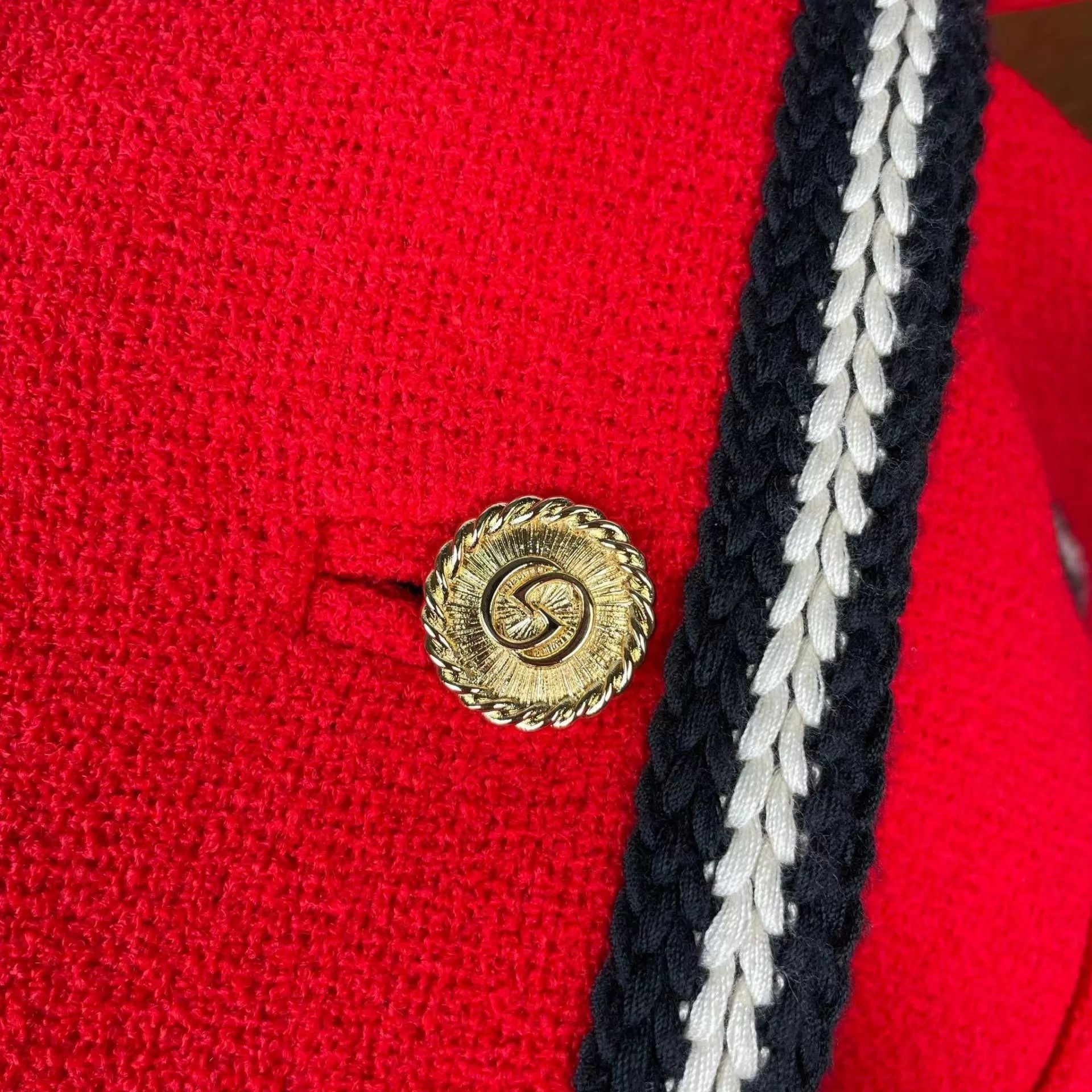 Gucci Gucci GG gold button embroidered logo wool cardigan 40 NWT Size S / US 4 / IT 40 - 6 Thumbnail