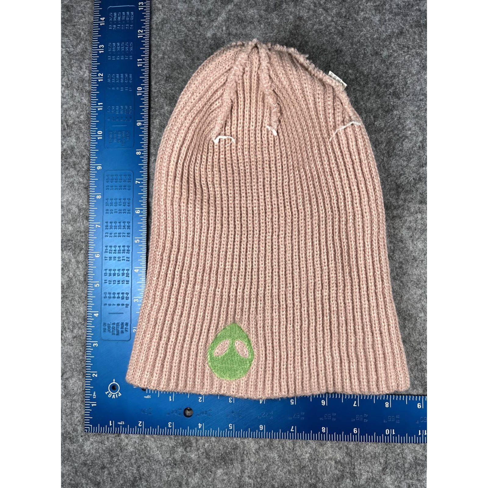 Vintage Alien Hat Beanie Teens One Size Pink Embroidered Alien Space Knit Cozy Winter Size ONE SIZE - 5 Thumbnail