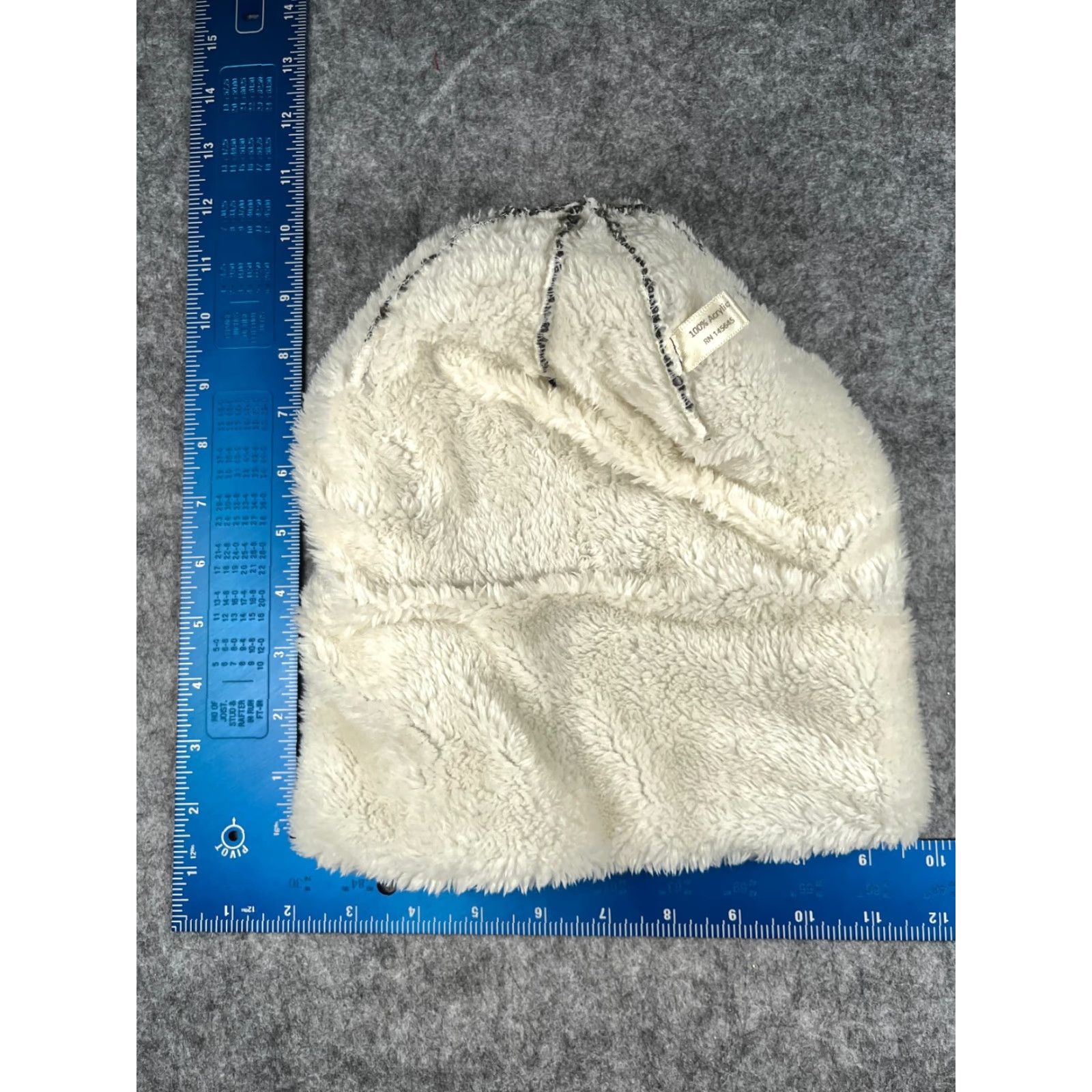 Vintage Elegant Essence Beanie Hat Adult One Size Gray Knit Acrylic Blend Fur Trim Size ONE SIZE - 5 Thumbnail