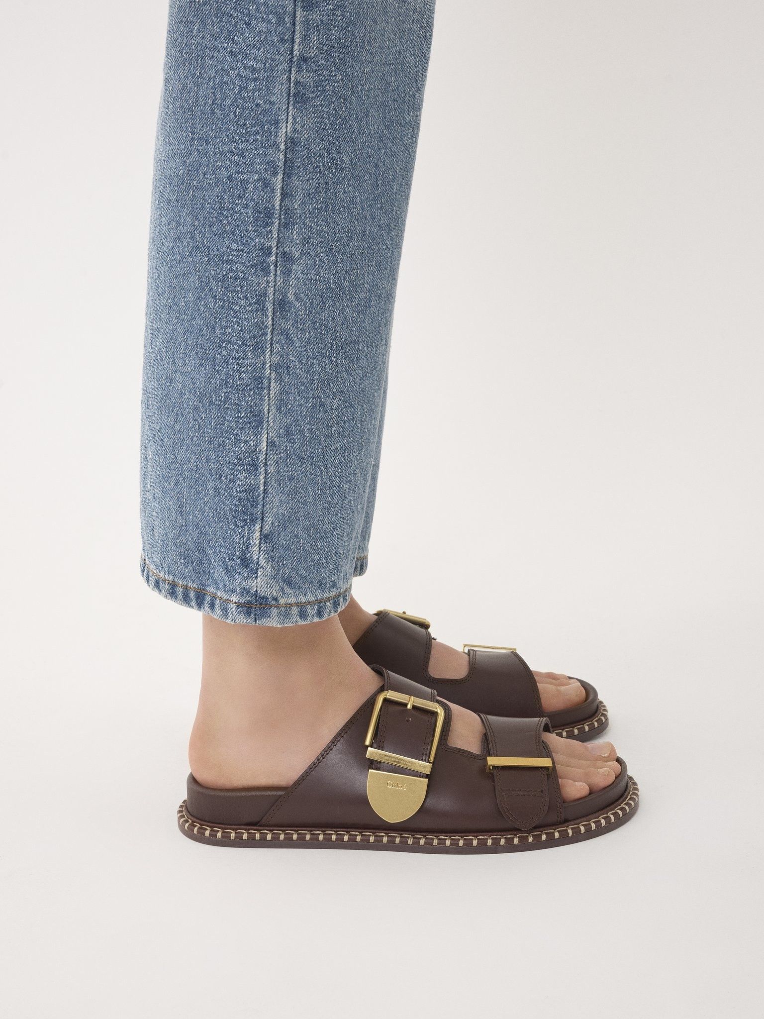 Chloe o1loc1c0325 CHC23 Rebecca Slides in Grenat Size US 7 / IT 37 - 2 Thumbnail