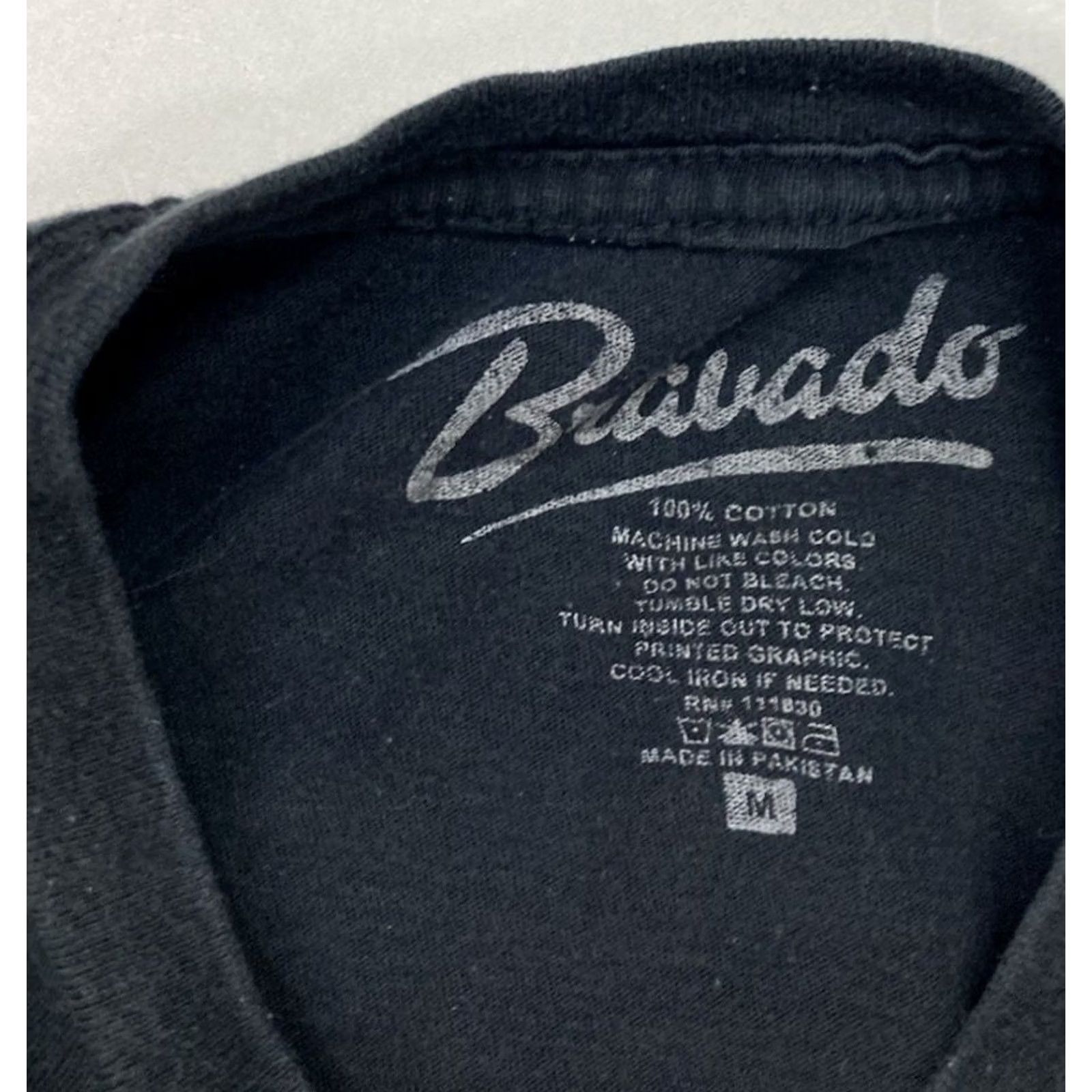 Bravado Red Hot Chili Peppers Bravado T-Shirt Women Medium Black Short Sleeve Music Shirt Size M / US 6-8 / IT 42-44 - 4 Thumbnail