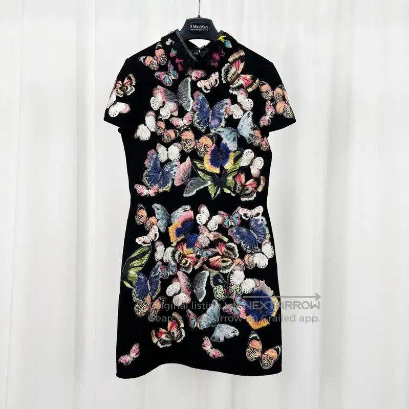 Valentino Black Wool Blend Embroidered Dress .