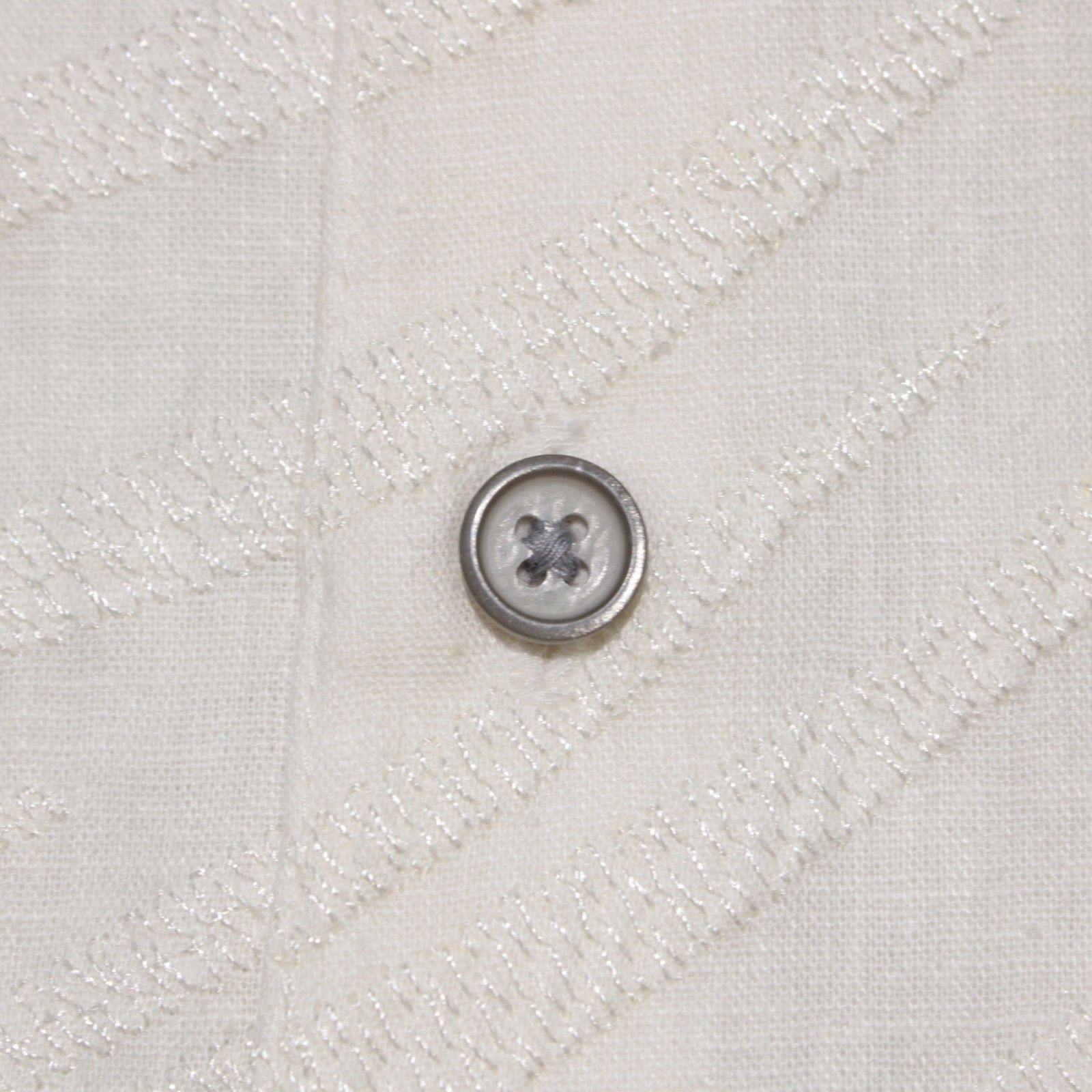 Robert Graham Robert Graham New with tags Shirt Size M US In White Size US M / EU 48-50 / 2 - 2 Thumbnail