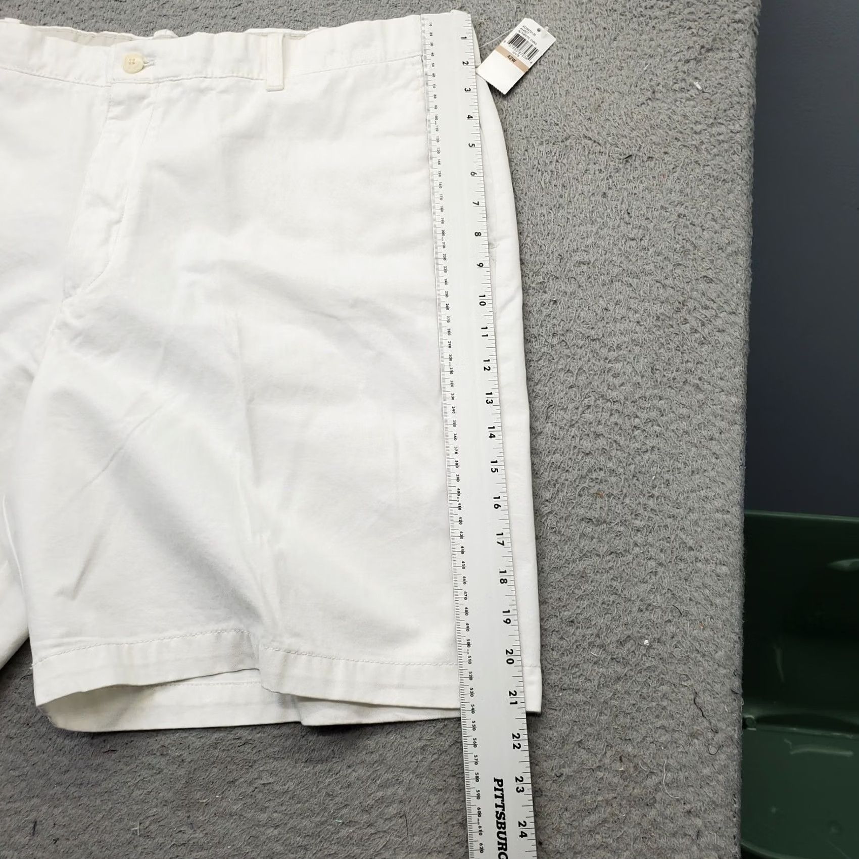 Izod IZOD Mens 42 White Chino Shorts Regular Flat Front Slash Pocket Size US 42 / EU 58 - 4 Thumbnail