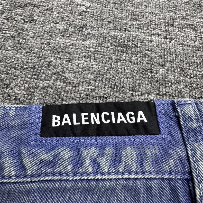 Balenciaga Balenciaga size S Graffiti Distressed Denim Pants Size US 27 - 6 Thumbnail