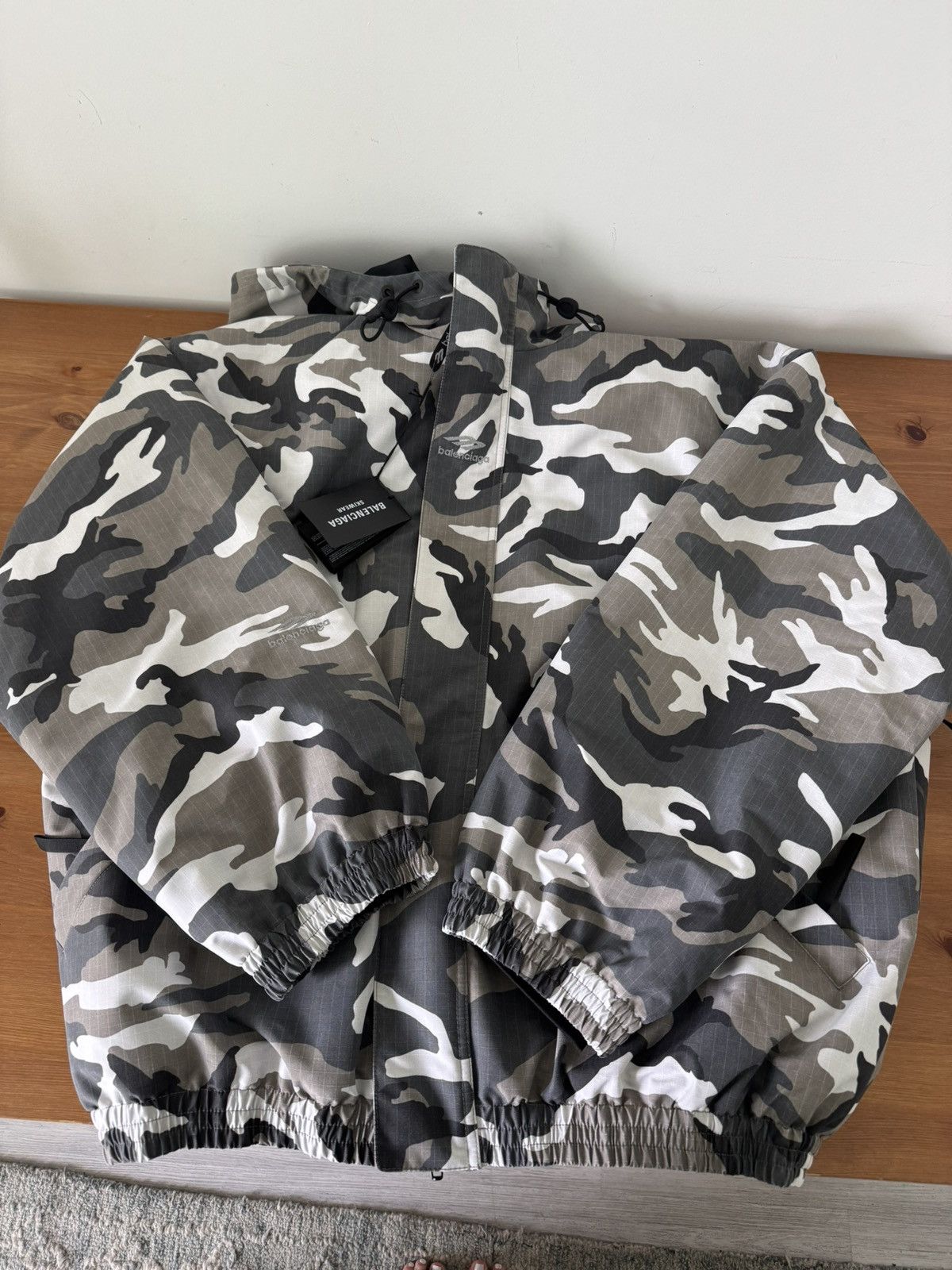 Balenciaga Balenciaga Ski Parka Grey Camo - Size L Size US L / EU 52-54 / 3 - 1 Thumbnail
