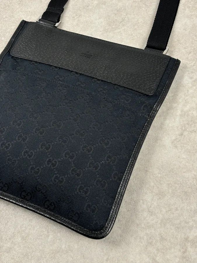 Gucci SS2003 Gucci Black Canvas Monogram Crossbody Bag Size ONE SIZE - 6 Thumbnail