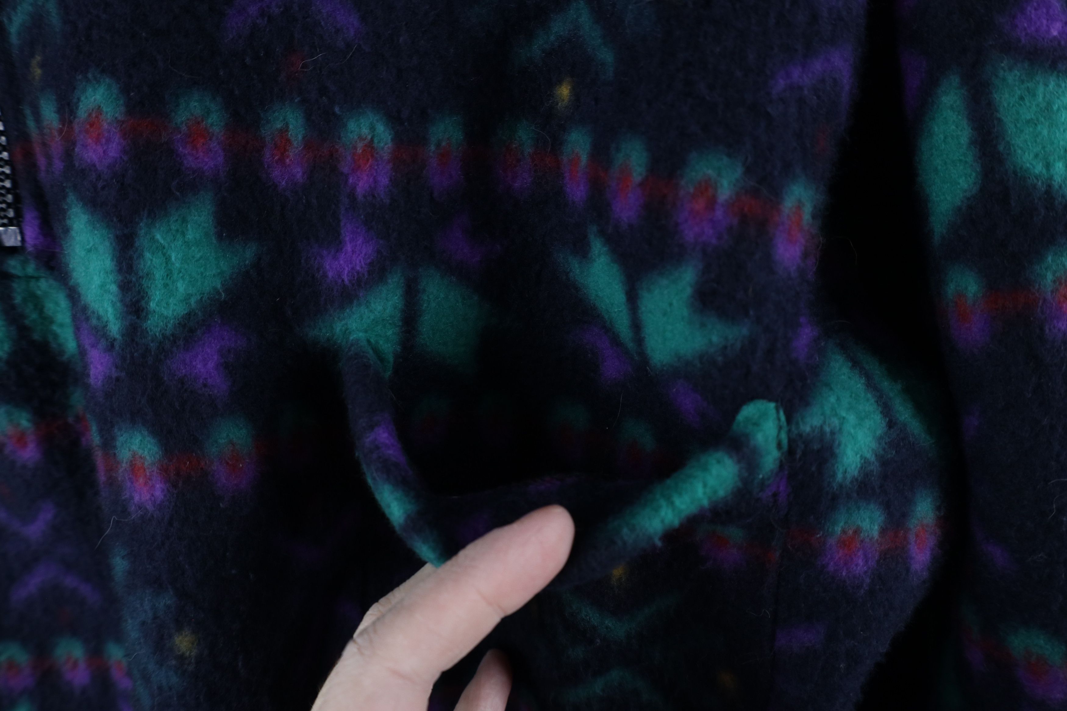 Vintage Vintage 90s Streetwear Christmas Poinsettia Fleece Sweater Size 3XL / US 20-22 - 4 Thumbnail
