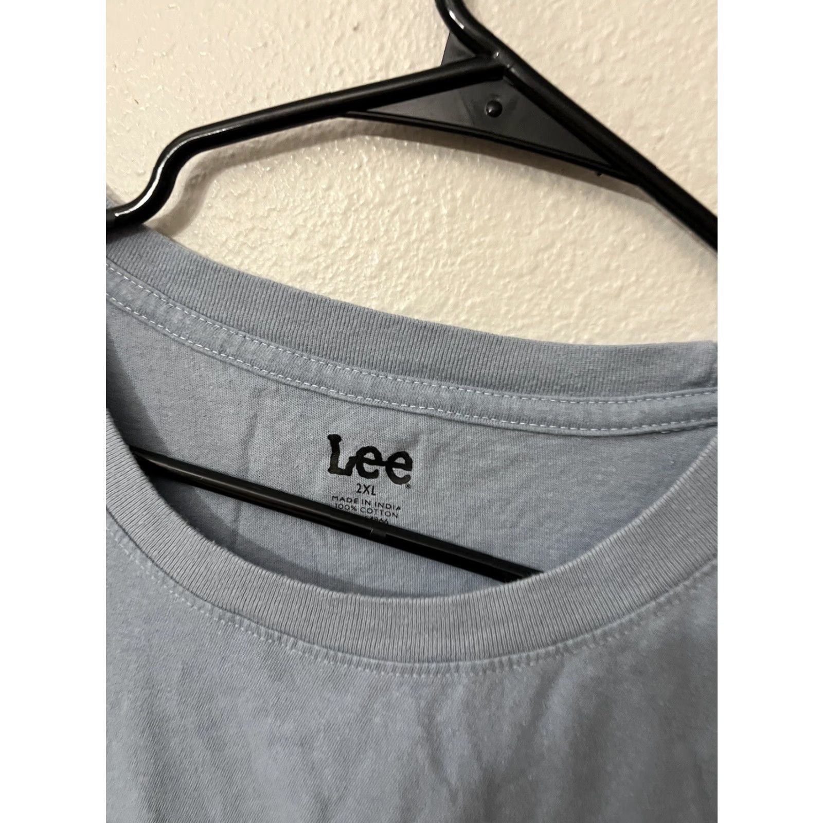 Lee Lee T-Shirt Men’s XXL Blue Crew Neck Short Sleeve Cotton Stretch Regular Fit Vape? (Wait) Size US XXL / EU 58 / 5 - 3 Thumbnail