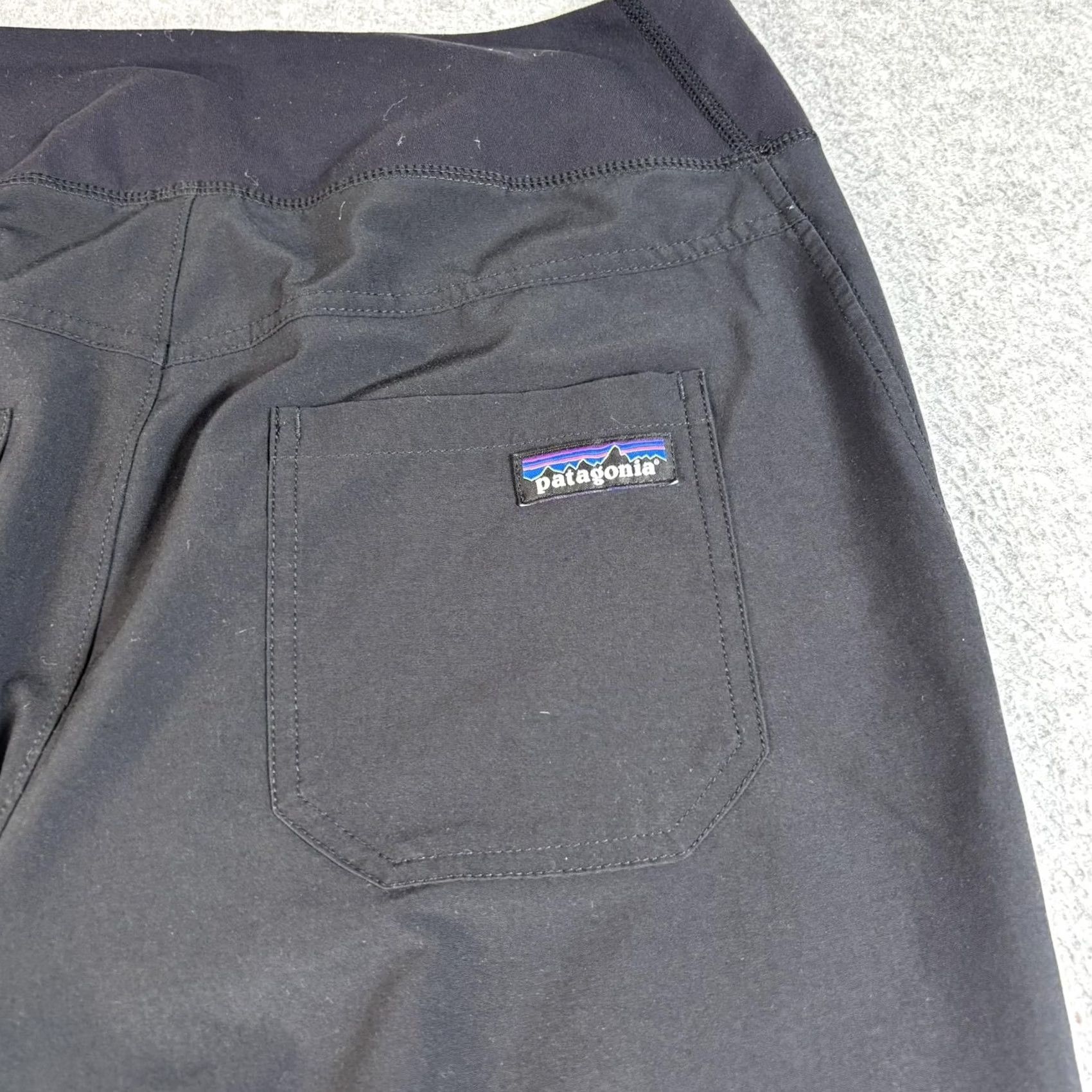 Patagonia Patagonia Pants Women S Black Jogger Elastic Waist Pockets Hiking Outdoors Slim Fit Size 28" / US 6 / IT 42 - 6 Thumbnail