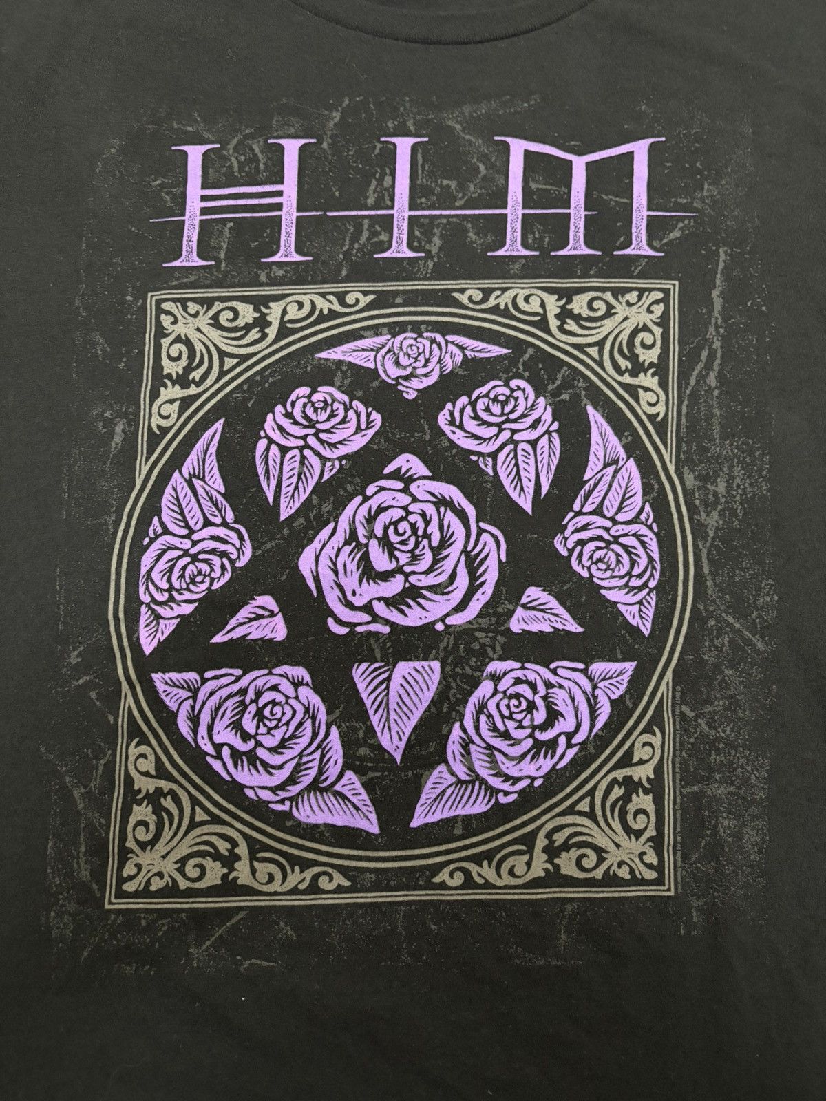 Band Tees HIM FINNISH GOTHIC ROCK BAND TEE HEARTAGRAM GOTH ROSES LOGO Size US XXL / EU 58 / 5 - 11 Thumbnail