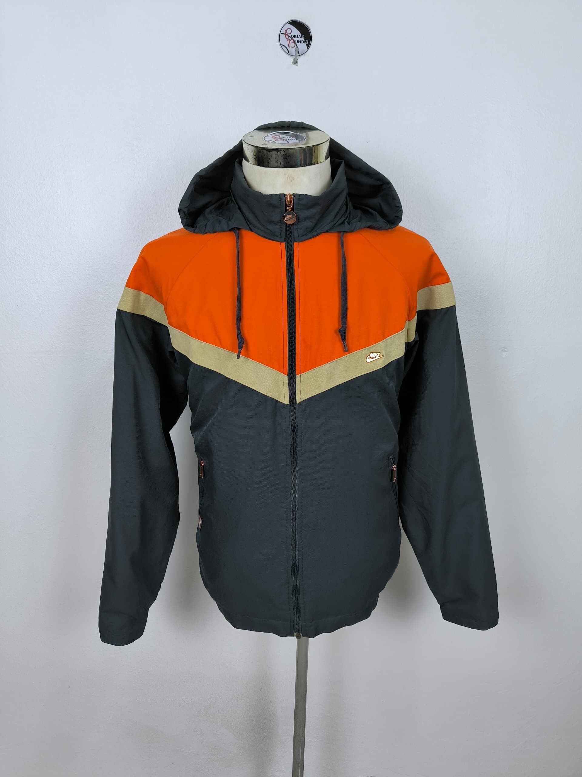 Nike Nike Vintage Athletic Jacket Size US M / EU 48-50 / 2 - 1 Thumbnail