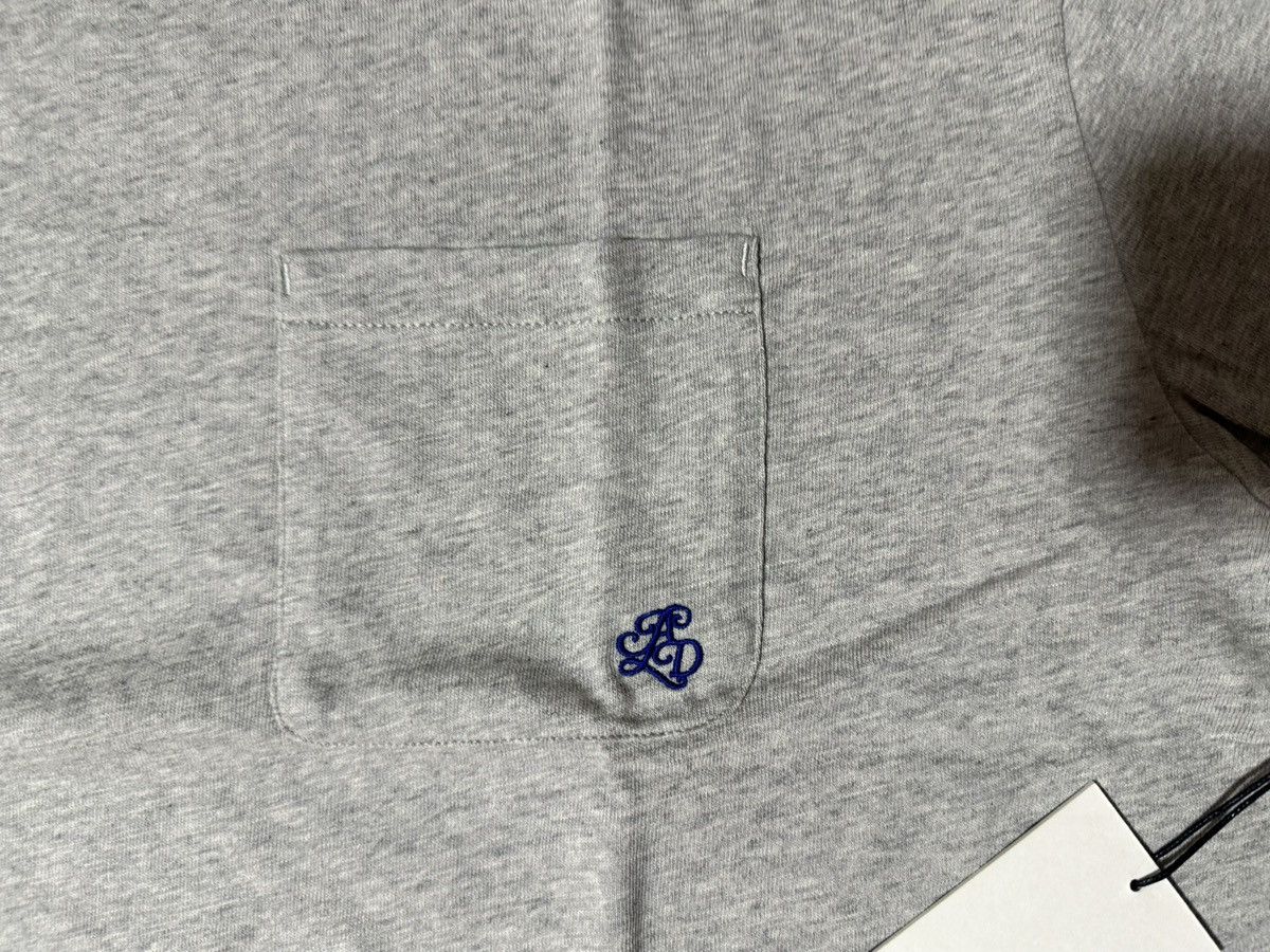 Aime Leon Dore Aime Leon Dore ALD Crest Pocket Tee in “Silver Mix” Size XXL Size US XXL / EU 58 / 5 - 2 Thumbnail
