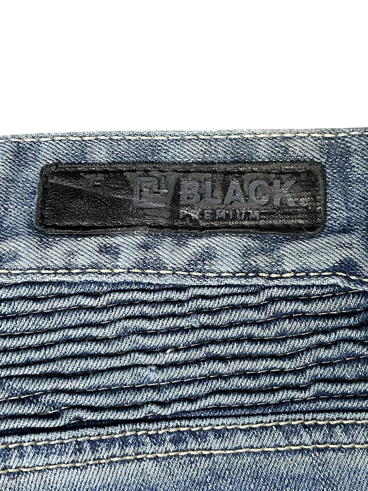 Vintage CJ Black Premium Distressed Ripped Denim Jeans (53) Size US 31 - 8 Thumbnail