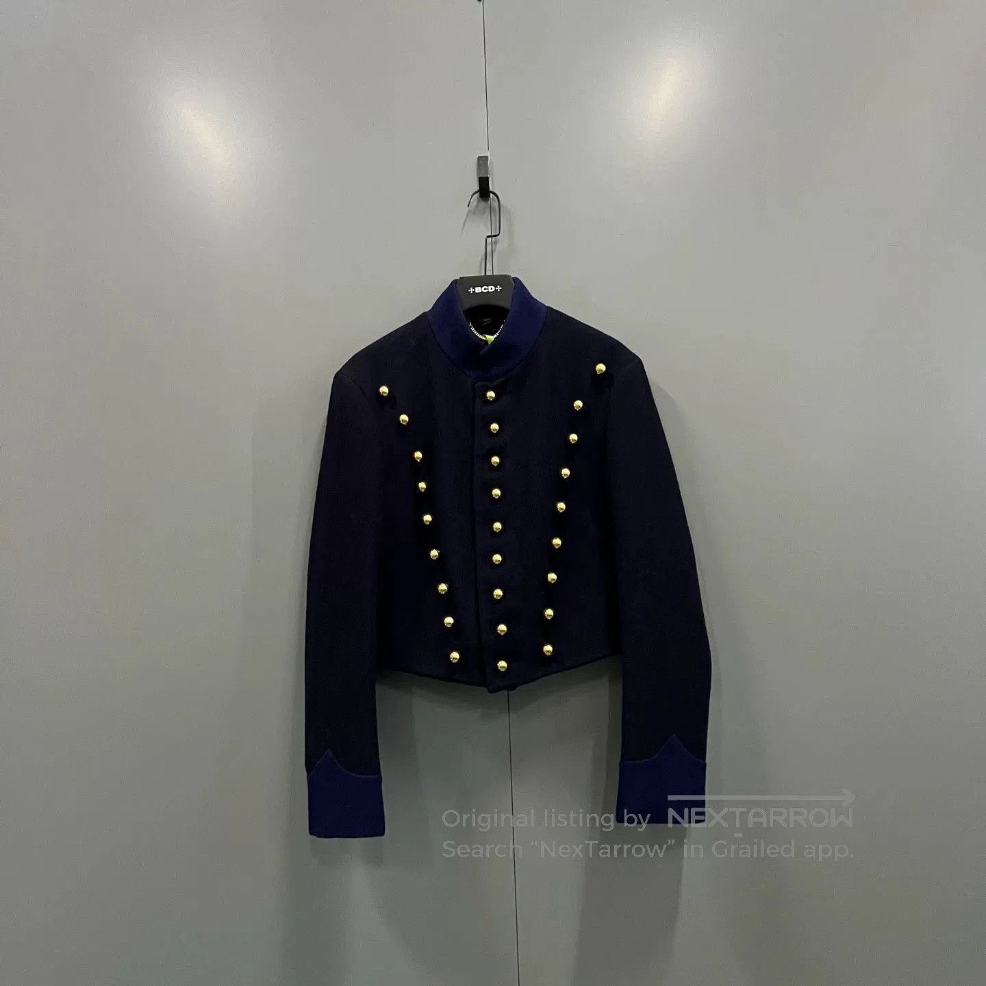 Burberry Burberry Navy Button Jacket Coat. Size US L / EU 52-54 / 3 - 1 Thumbnail