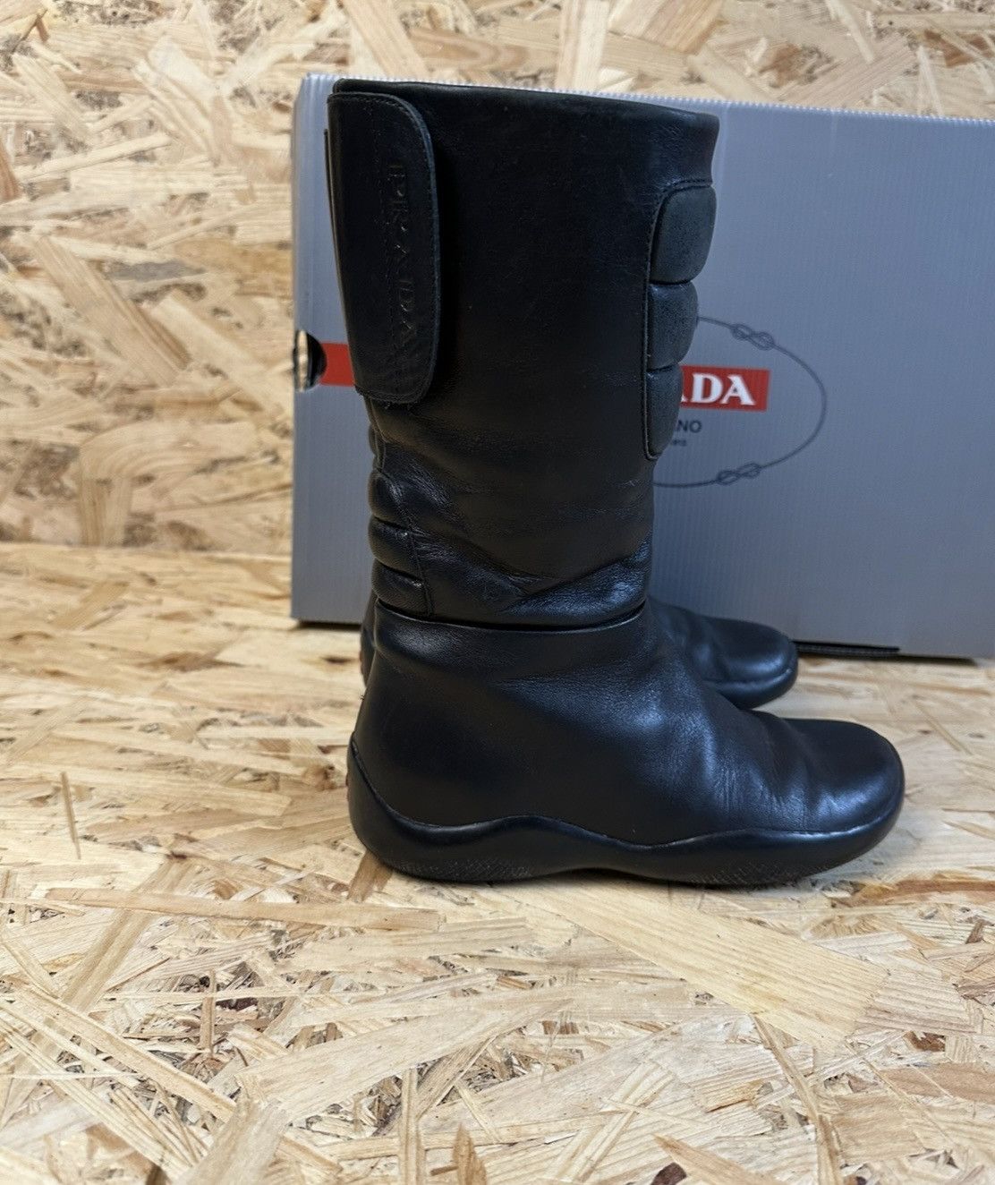Prada Prada boots 30 IT unisex kids Size US 5 / EU 37 - 5 Thumbnail