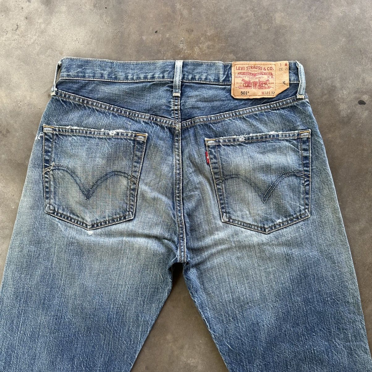 Japanese Brand Vintage Levi’s 501 Distressed Faded Denim Jean Pant W32 Size US 32 / EU 48 - 12 Thumbnail