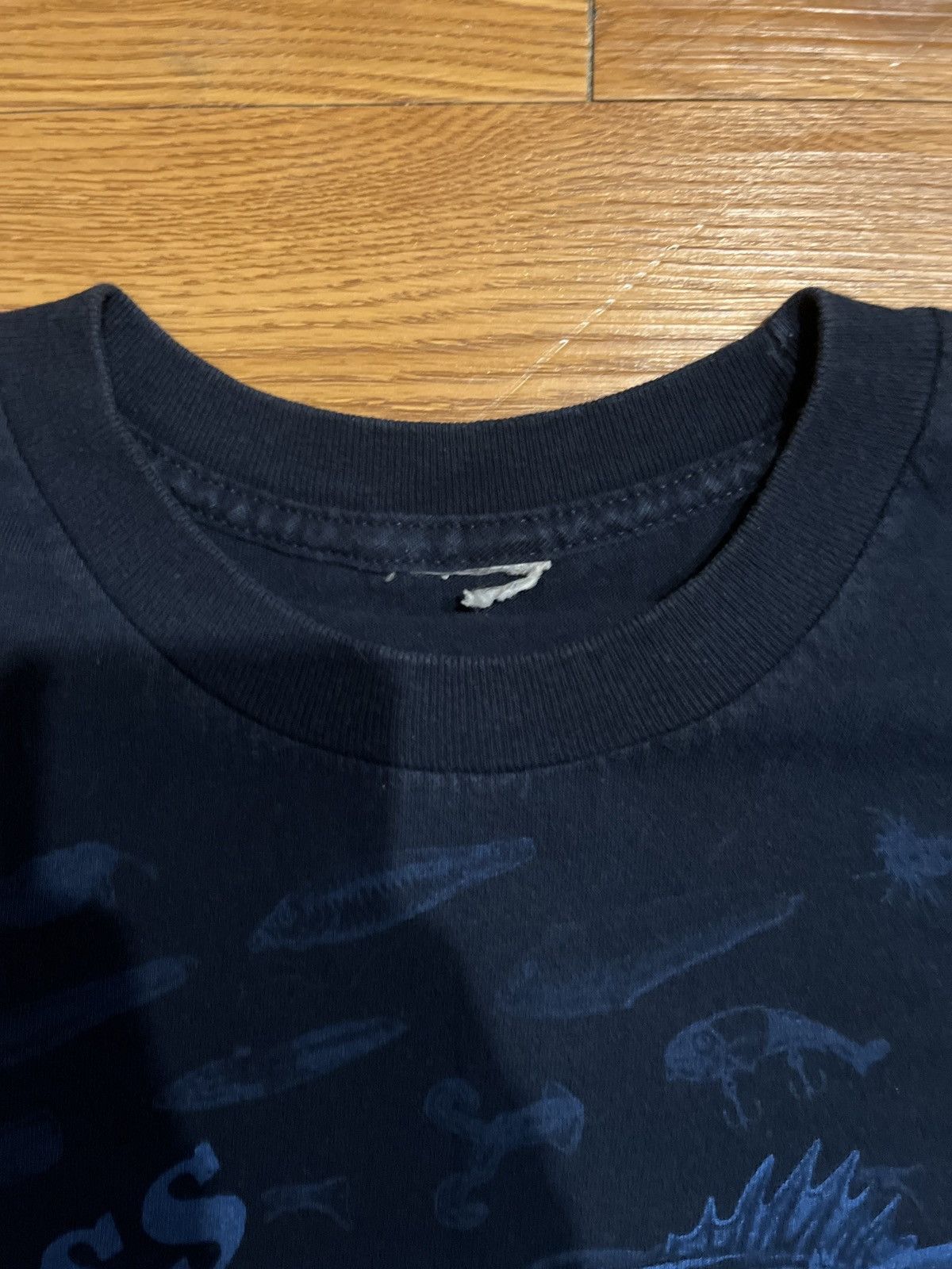 Vintage vintage 90s navy blue bass fishing lures tee shirt Size US L / EU 52-54 / 3 - 3 Thumbnail
