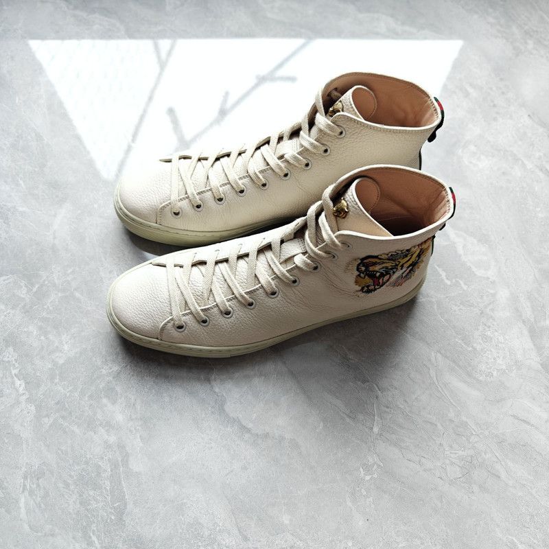 Gucci High-Top Leather Sneakers for Men 0079