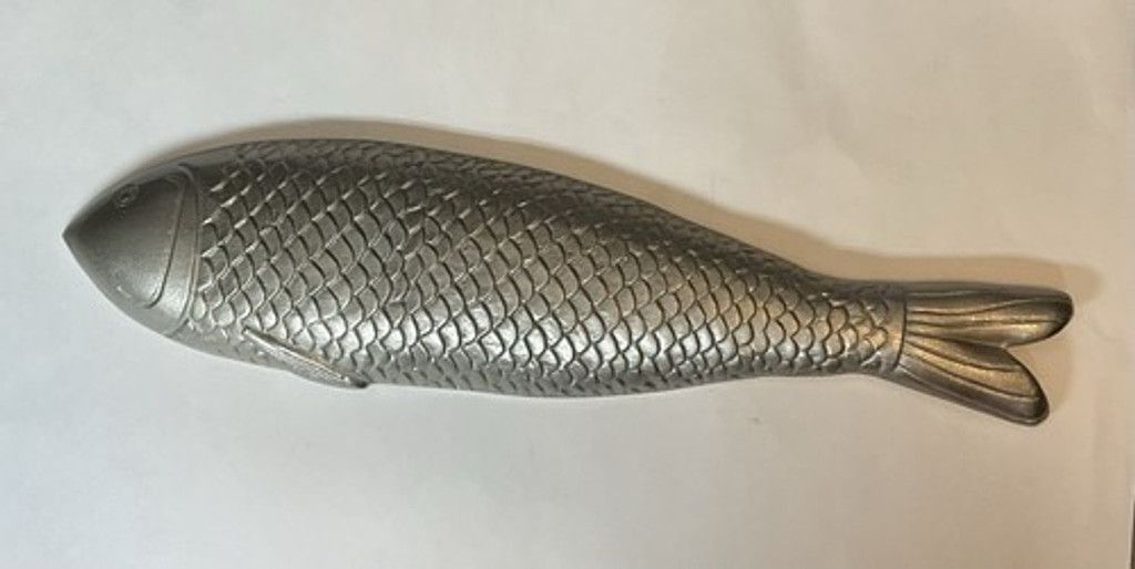 The Unbranded Brand Fish Cast Metal 5.75''x23.25 x1.25''/14.6cm x 59.1cm x 3.1cm Size ONE SIZE - 1 Thumbnail