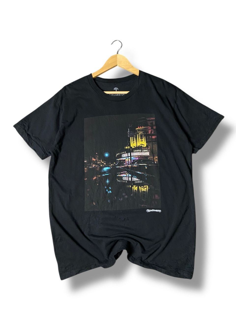 Japanese Brand OAKLANDISH City Night Printed Tees (144) Size US L / EU 52-54 / 3 - 1 Thumbnail