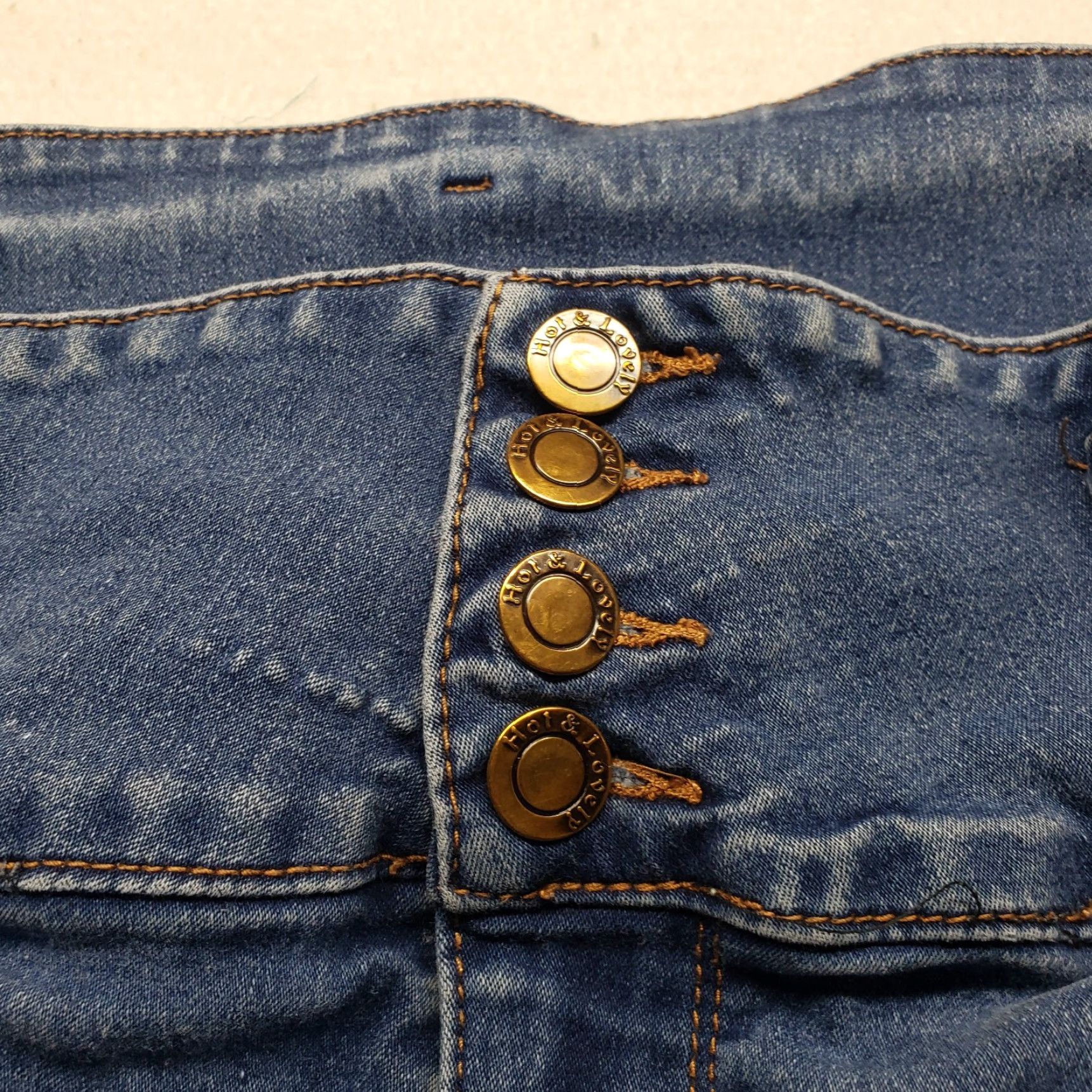 Vintage Hot & Lovely Jeans Shirt Womens Adult 20 Blue Cotton Blend Denim Skinny Stretch Button Zipper Love 90s Womens Size 42" / US 20 - 3 Thumbnail