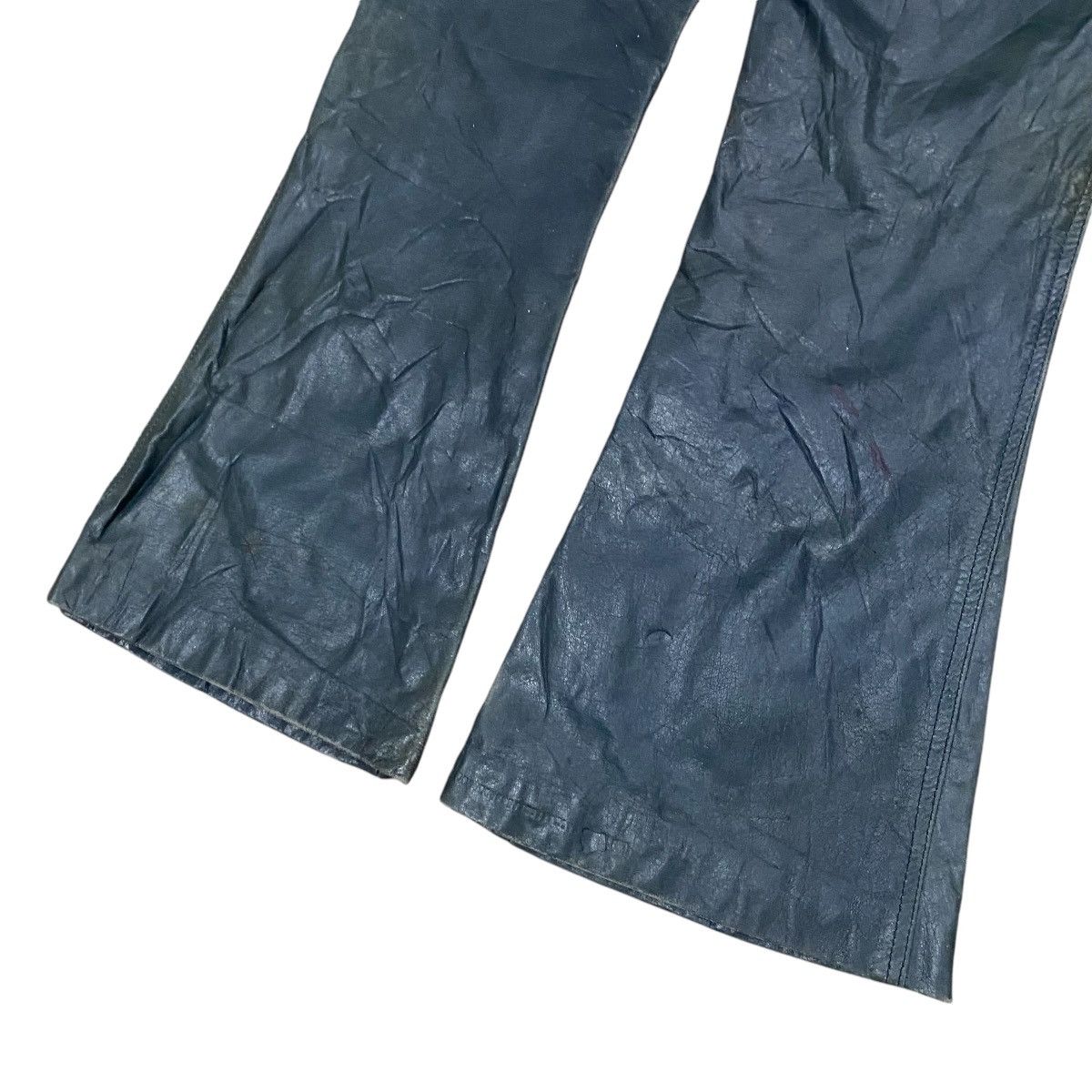 AC/DC × Genuine Leather × Vintage 🔥VINTAGES ACDC RAG STORES BOOTCUT LEATHER PANT Size US 26 / EU 42 - 8 Thumbnail