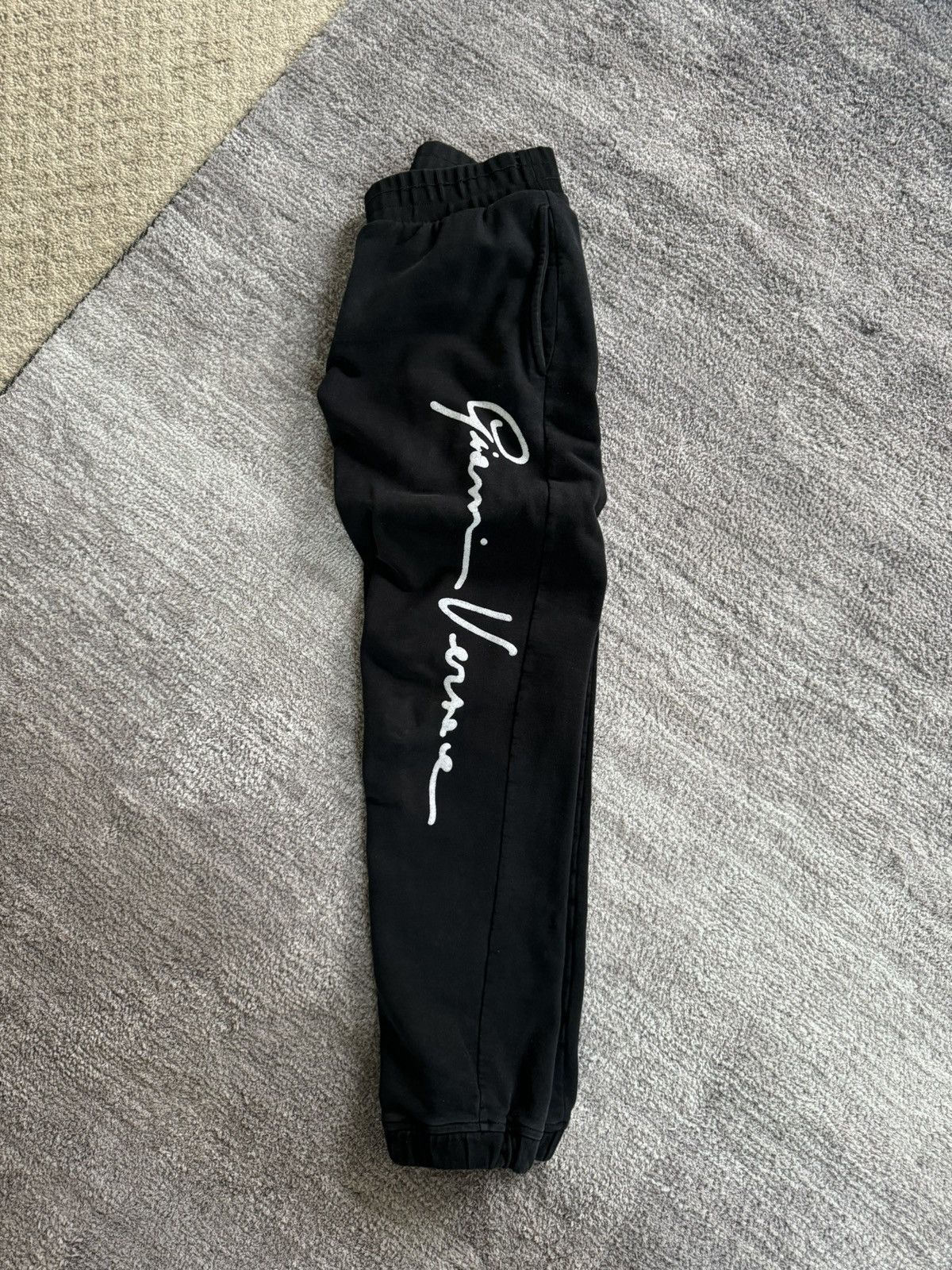 Versace Versace Joggers Sweatpants “Gianni Versace” Print Size US 28 / EU 44 - 1 Thumbnail