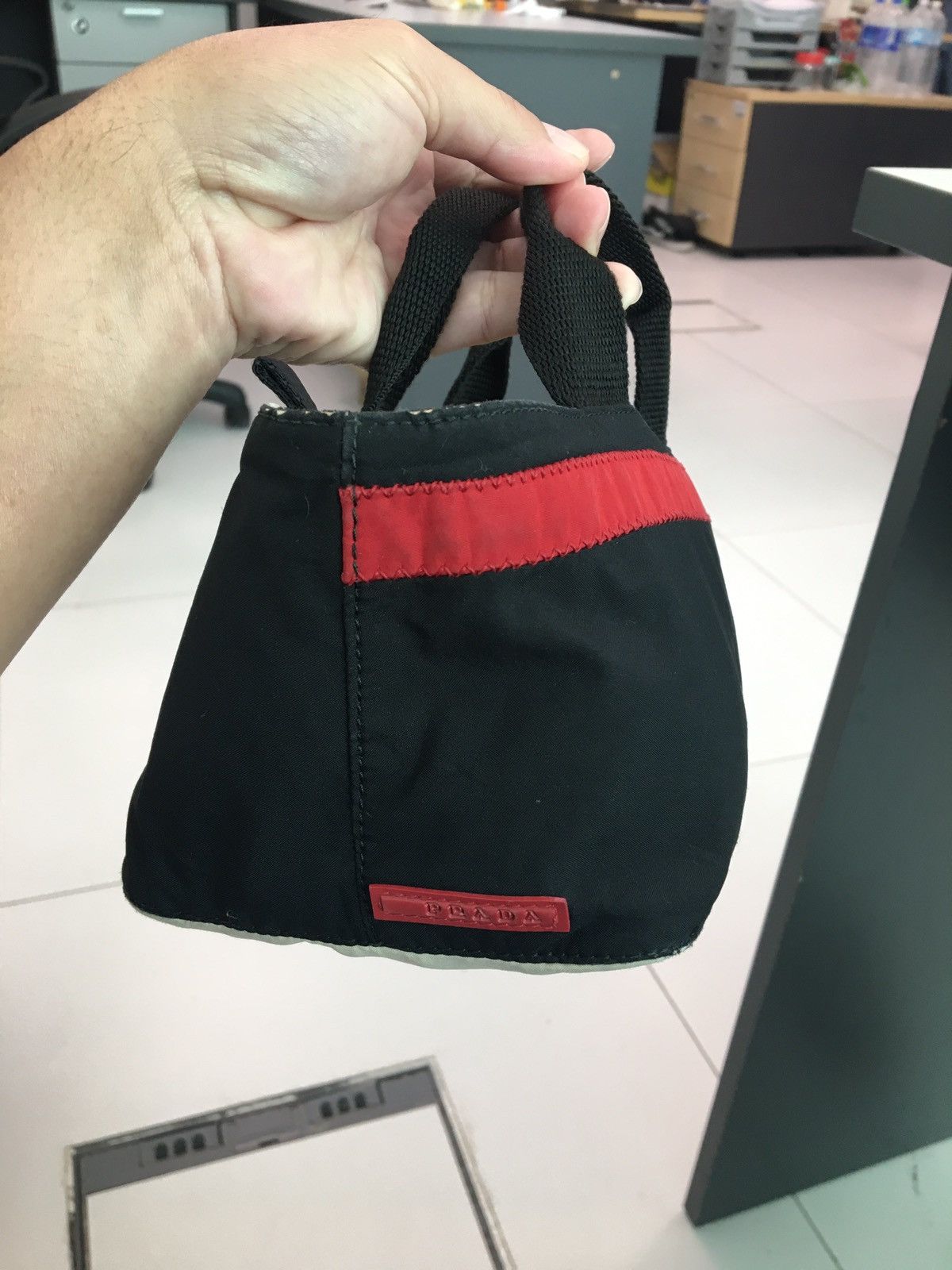 Prada × Vintage Vintage Prada Small Bag Size ONE SIZE - 3 Thumbnail
