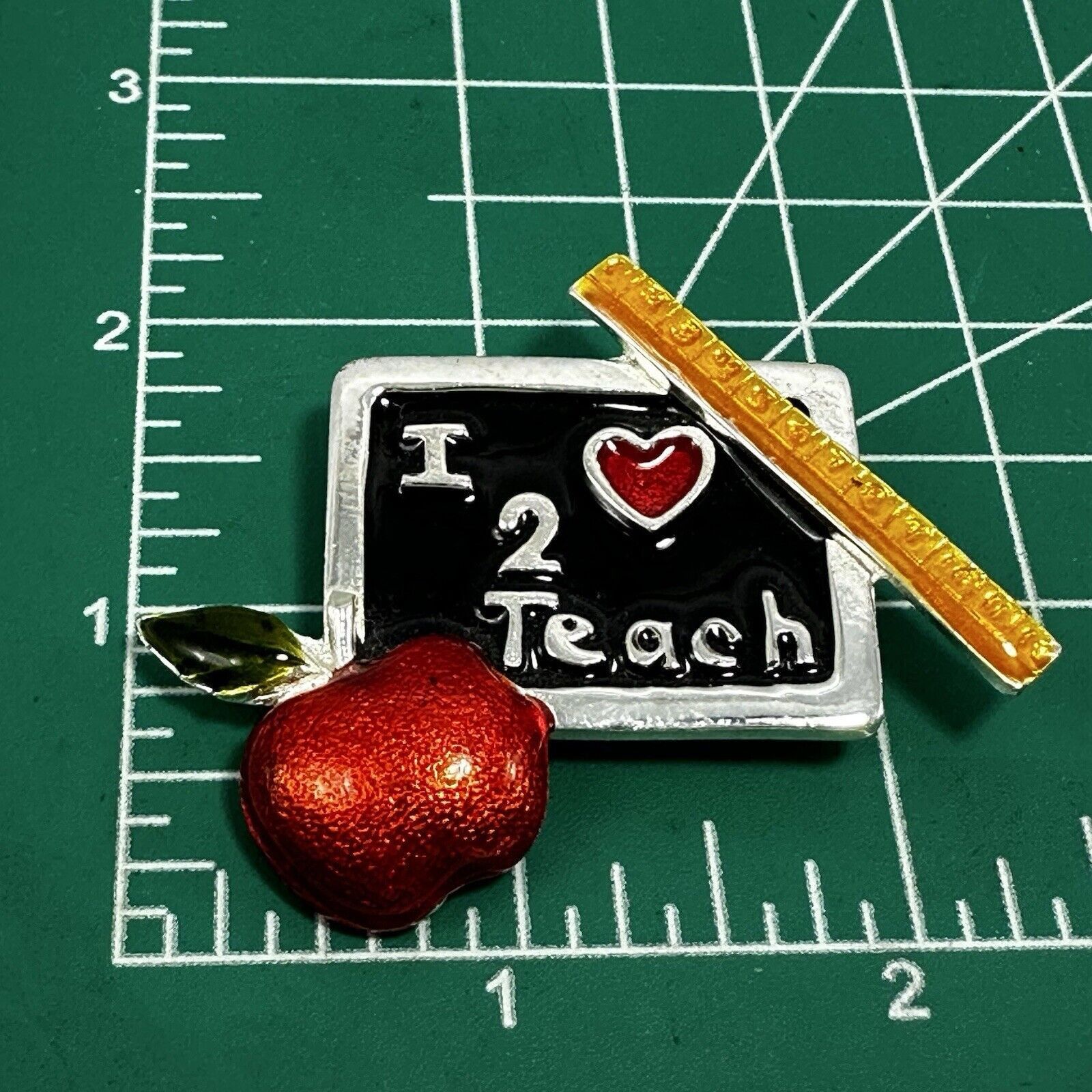 Other I Love 2 Teach Apple Teacher Brooch Pin Button Appreciation Size ONE SIZE - 4 Thumbnail