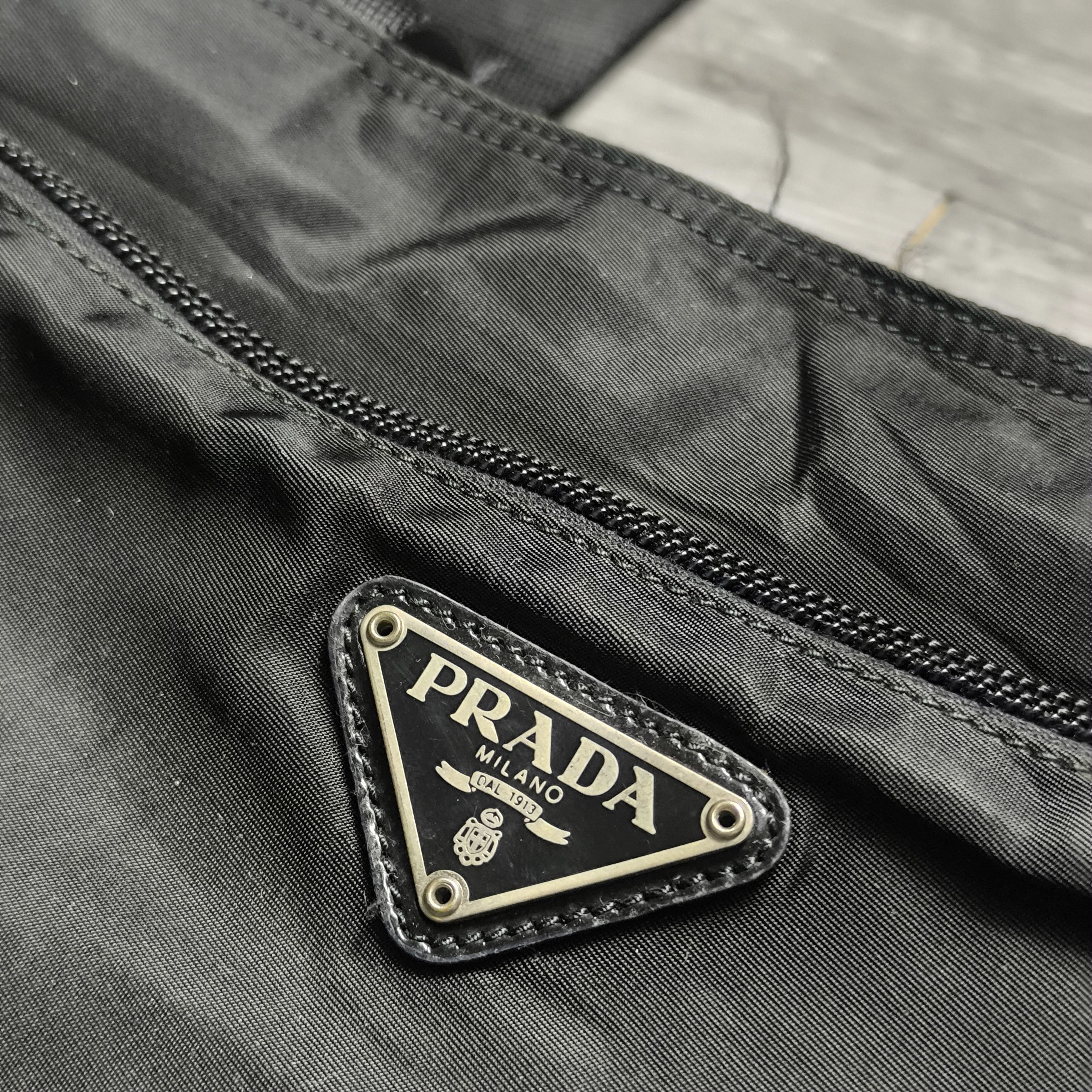 Prada AUTHENTIC VINTAGE PRADA TESSUTO NYLO TOTE BAG Size ONE SIZE - 2 Thumbnail