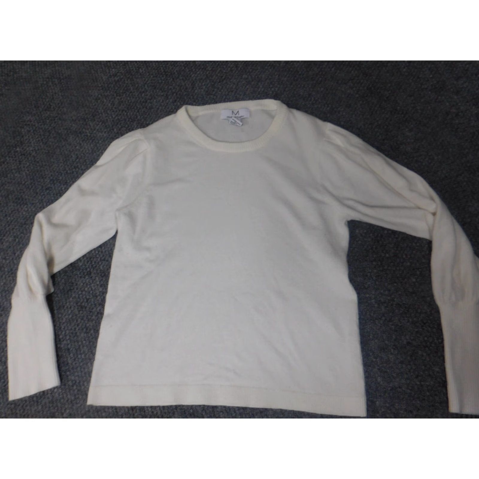 Vintage Magaschoni Womens Sweater M White Pullover Crewneck Puff Sleeve Bow Button Stretch Knit Regular Designer Size M / US 6-8 / IT 42-44 - 2 Thumbnail
