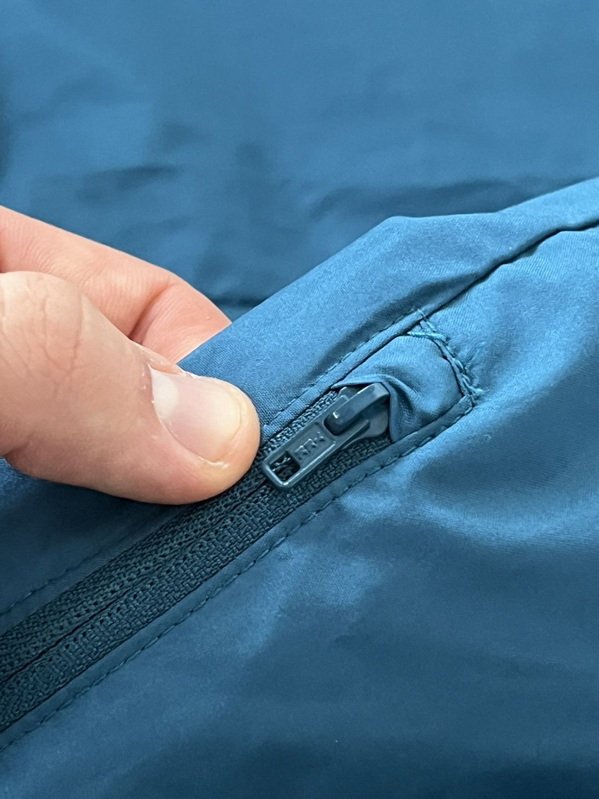 Japanese Brand × Odlo ODLO NEW COLLECTION POLYESTER RAIN RUN JACKET‼️ Size US L / EU 52-54 / 3 - 17 Thumbnail