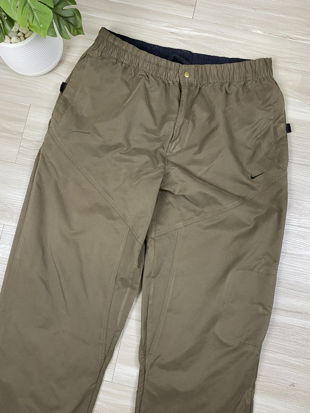 Nike Y2K Nike Nylon Pants Track Drill 00s Logo Swoosh Size US 36 / EU 52 - 2 Thumbnail