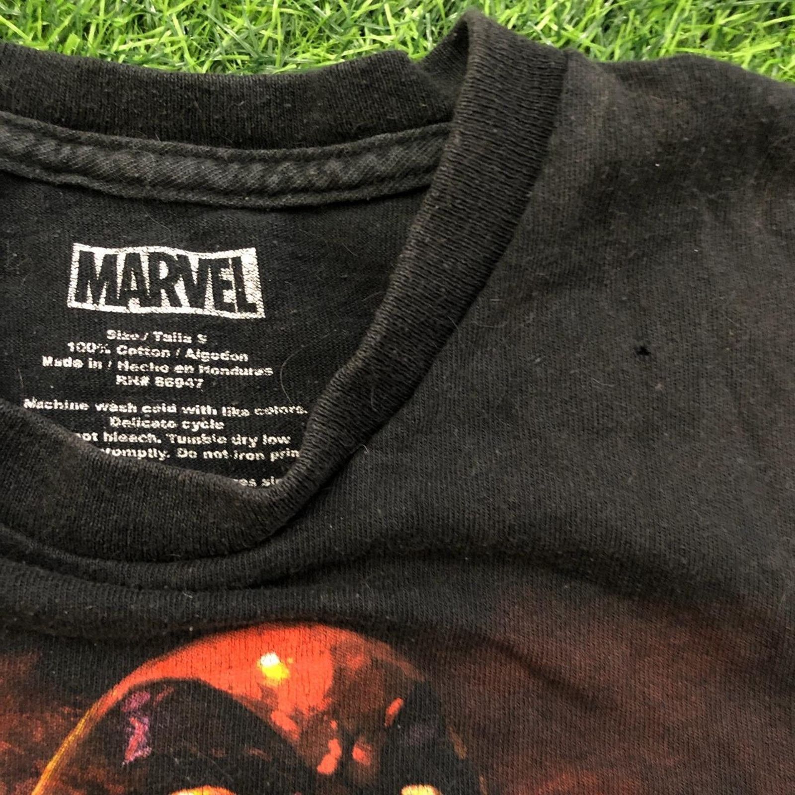Marvel Comics Men's Black Marvel Deadpool Graphic Tee Size US S / EU 44-46 / 1 - 5 Thumbnail