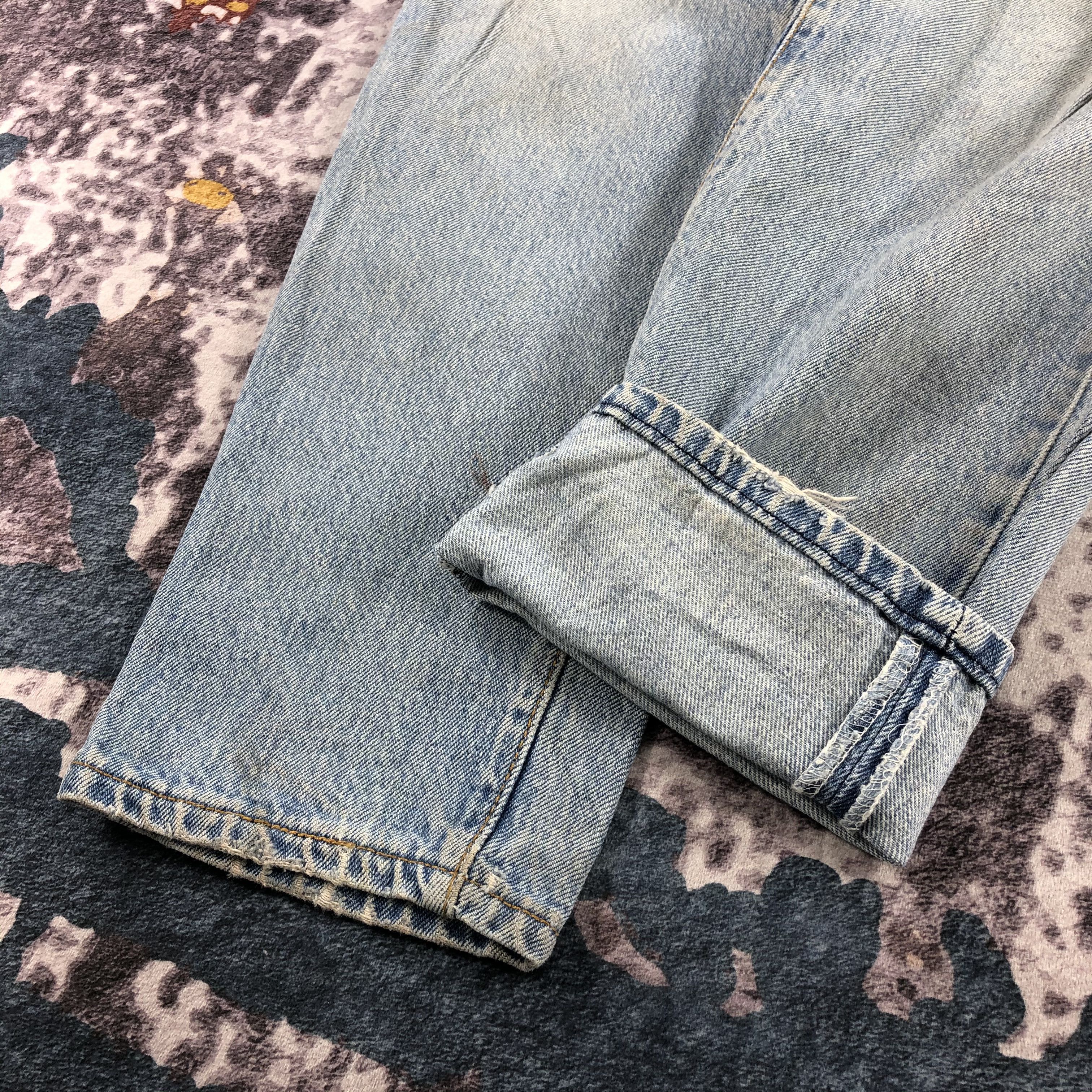 Levi's × Vintage Vintage Light Wash Distress Levis 501 Jeans-JM2234 Size US 30 / EU 46 - 10 Thumbnail
