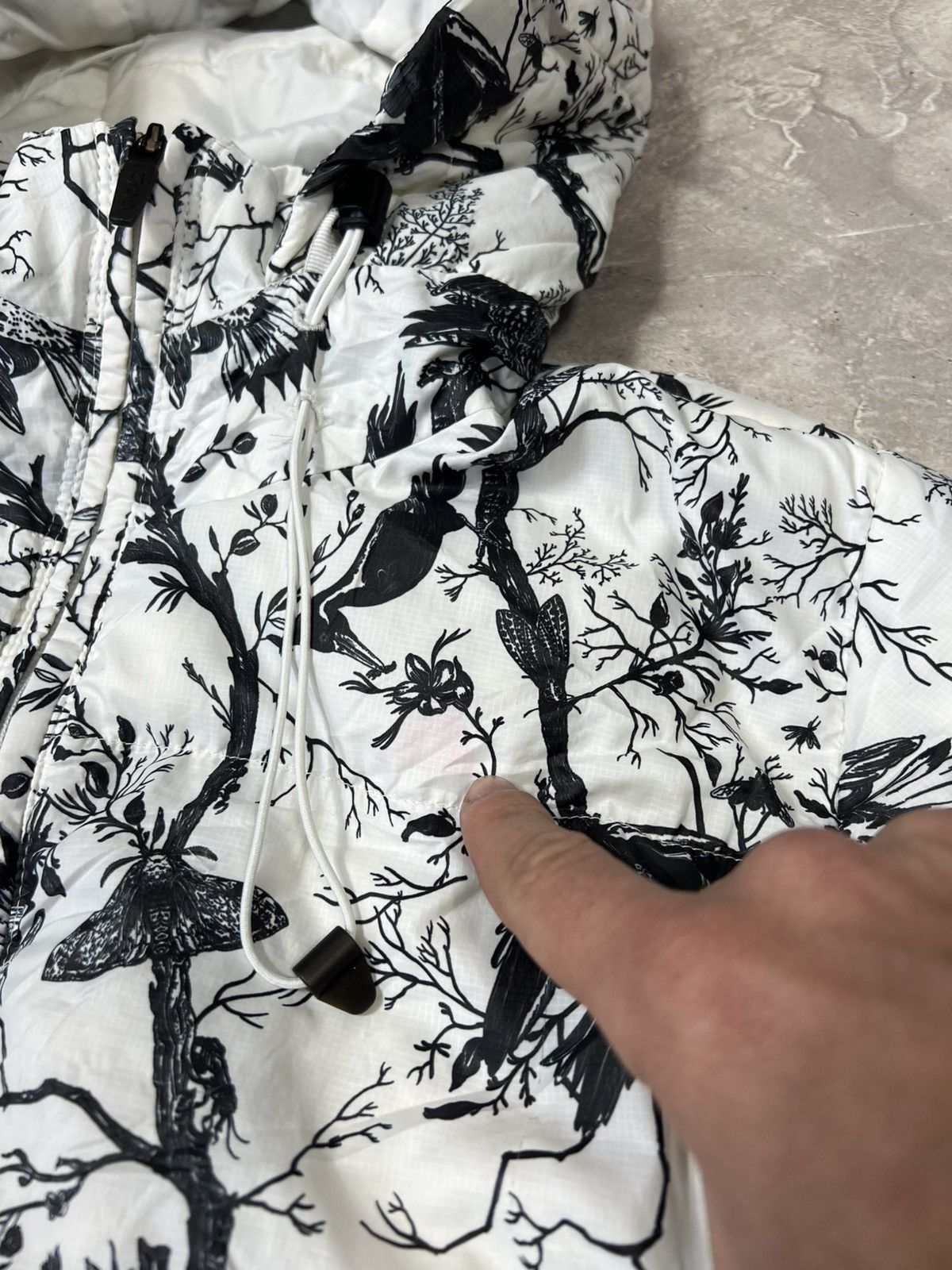 Vintage Vintage Nike ACG Animal Patern Micropuffer Jacket Size XL / US 12-14 / IT 48-50 - 4 Thumbnail