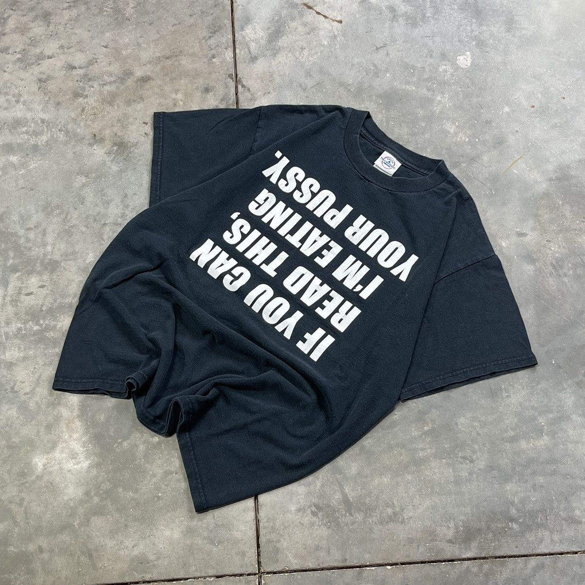 Vintage Vintage Eating Pussy T Shirt 2000s Crazy Lewd Offensive Size US M / EU 48-50 / 2 - 3 Thumbnail