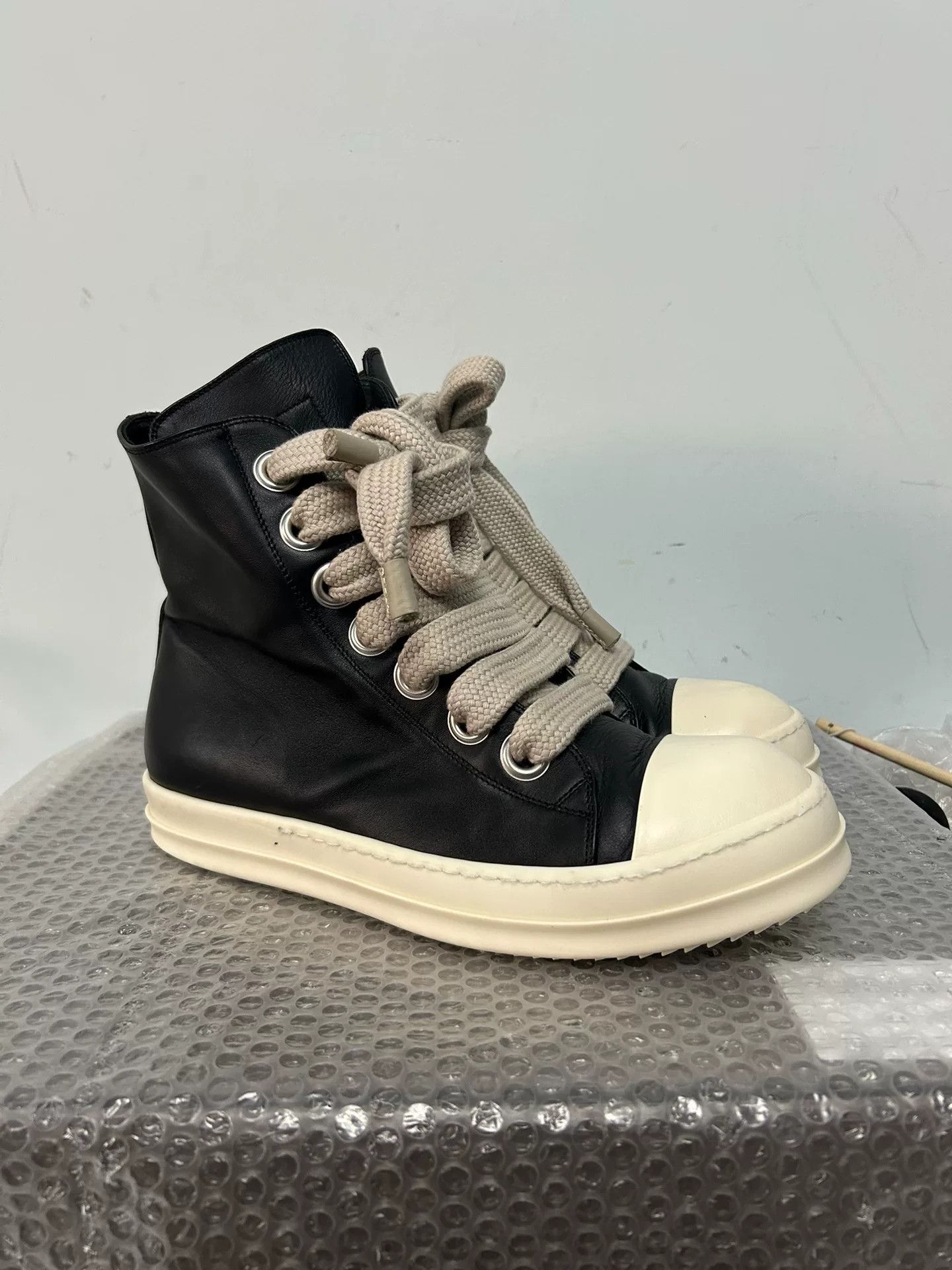 Rick Owens Rick Owens Hitop Sneakers 43 Men Size US 10 / EU 43 - 1 Thumbnail