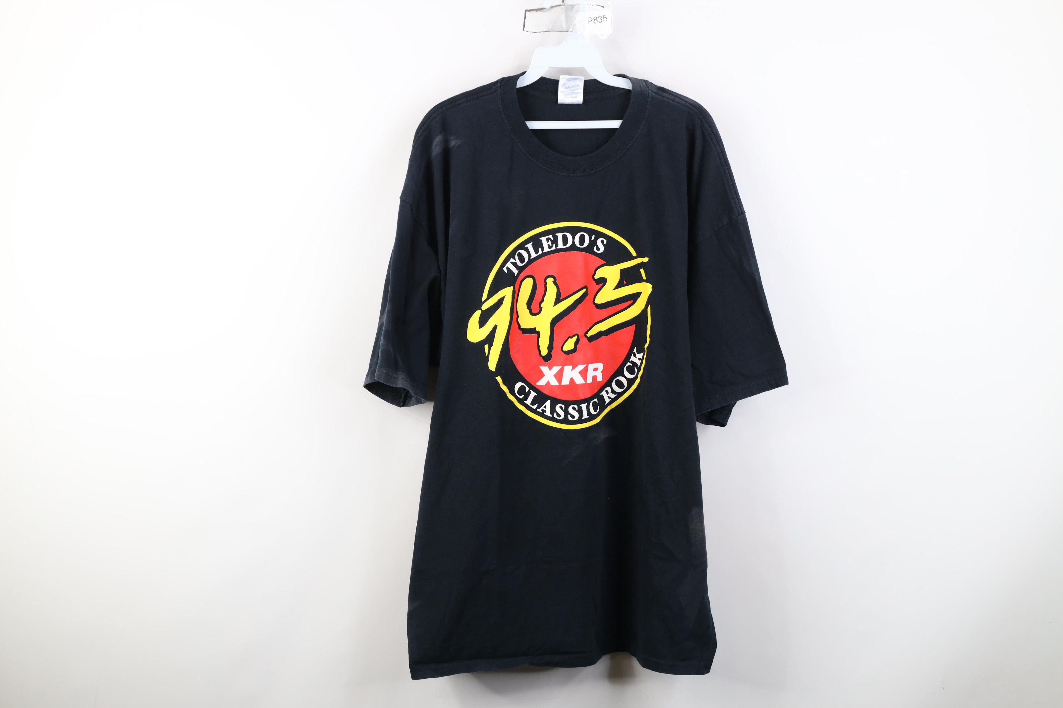 Vintage Vintage 90s Y2K 94.5 XKR Toledo's Classic Rock Radio T-Shirt Size US XXL / EU 58 / 5 - 1 Thumbnail