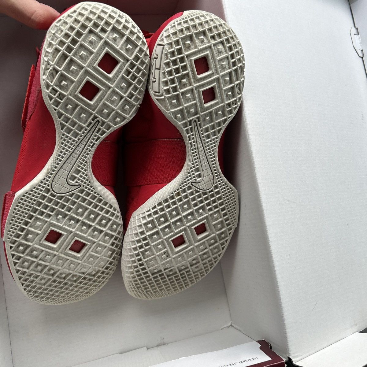 Nike Lebron Soldier 10 Luxe Red Size US 8.5 / EU 41-42 - 7 Thumbnail