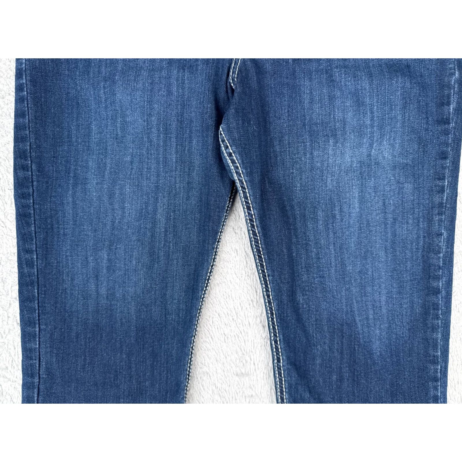 Lee Lee Jeans Womens Capri 30x16 Denim Blue 12P Petite Regular Slender Secret 5-Pocket Mid Rise Size 34" / US 12 / IT 48 - 3 Thumbnail