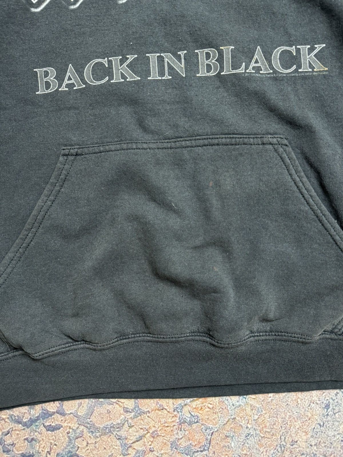 Band Tees × Vintage Vintage 2005 AC/DC back in black tour hoodie Size US L / EU 52-54 / 3 - 5 Thumbnail