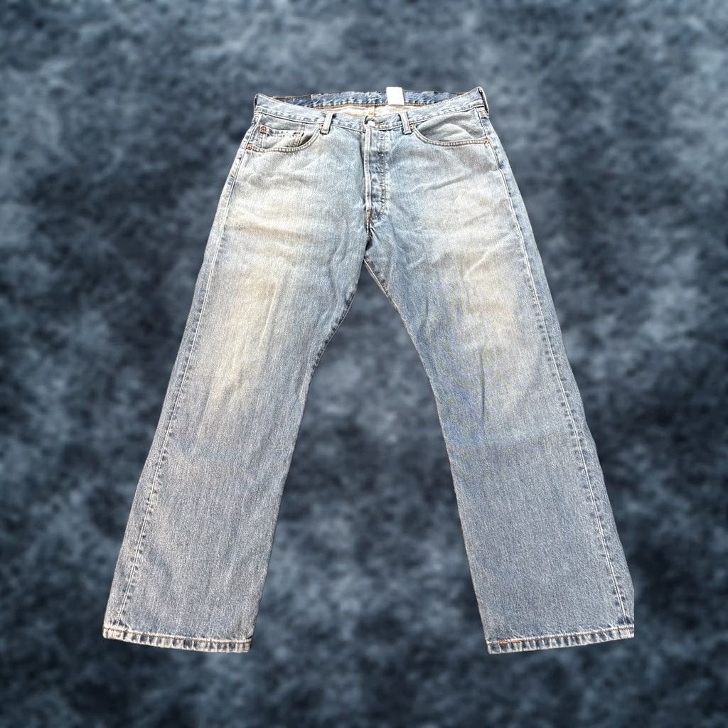 Levi's VINTAGE Levi's 501 Jeans Mens 36x29 Straight Denim Blue 90s Cowboy USA Classic Regular Mens Size US 36 / EU 52 - 1 Thumbnail