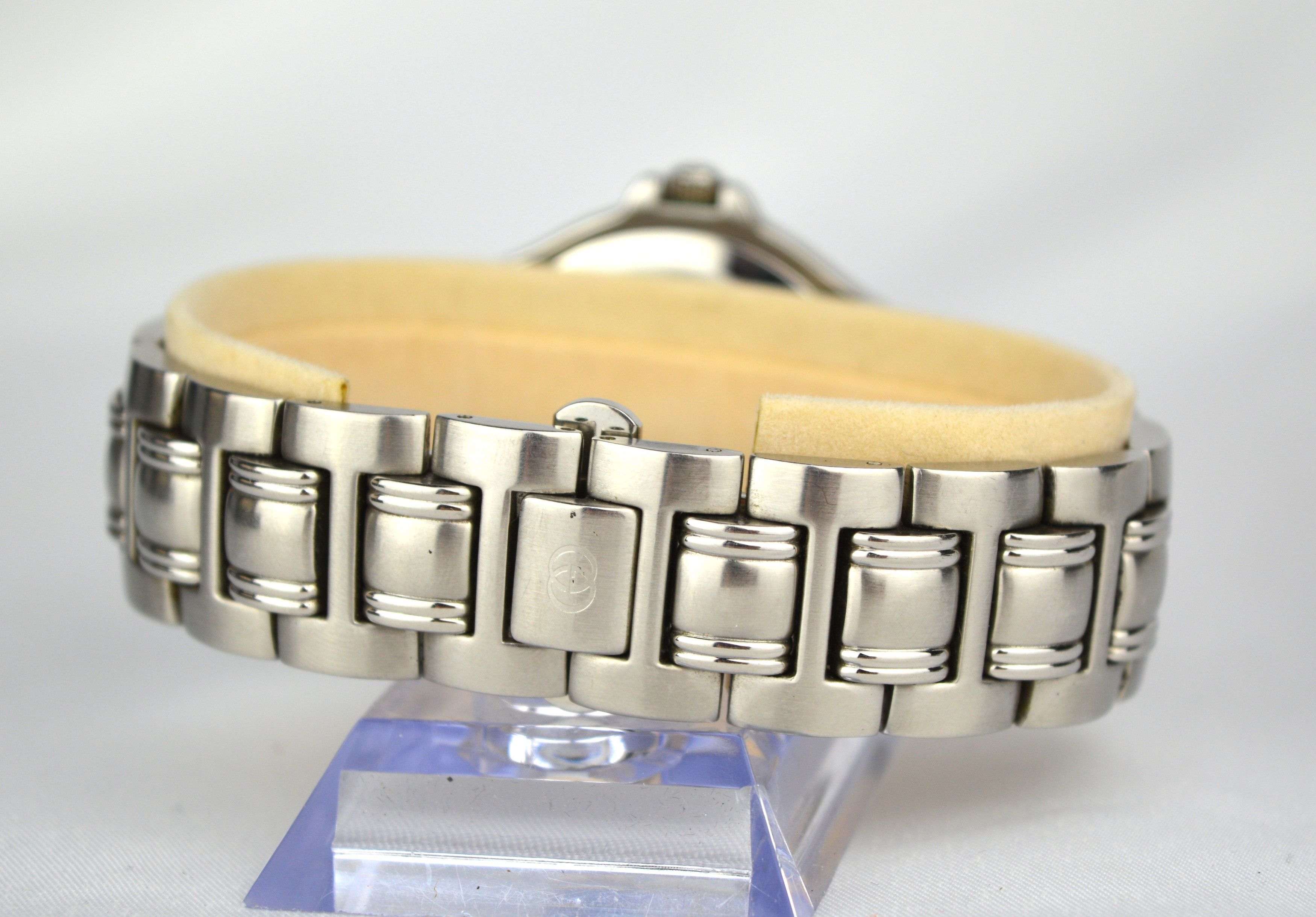 Gucci Gucci 9040M black dial watch with box Size 34 - 6 Thumbnail