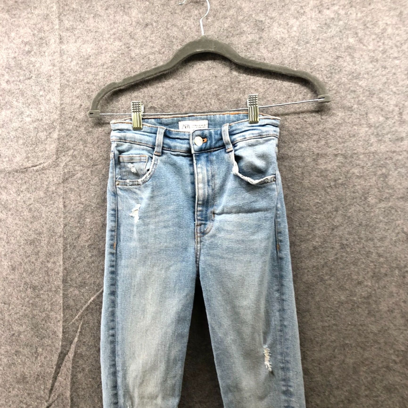 Zara VINTAGE Zara High Rise Skinny Jeans Womens Size 2 Blue Light Wash Frayed Hem Stretch Denim Size 26" / US 2 / IT 38 - 3 Thumbnail