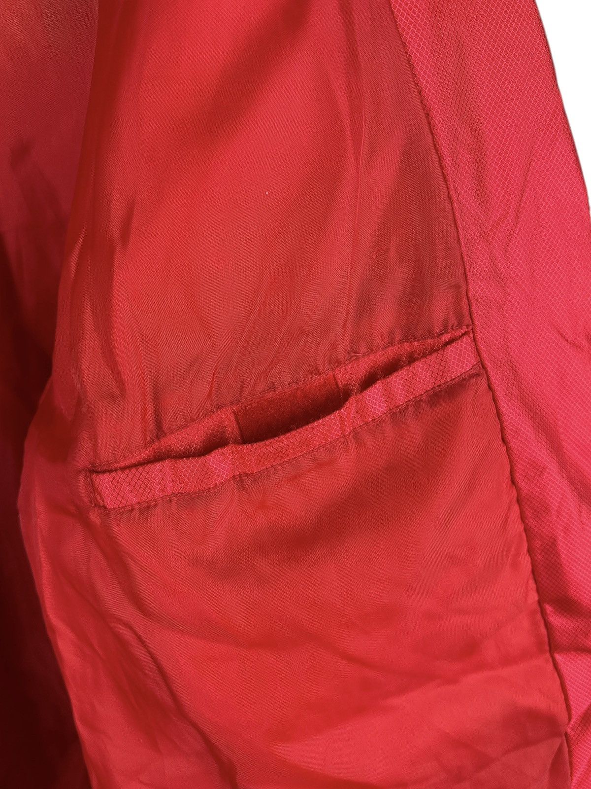 Reebok Vintage Reebok Liverpool F.C Soccer Puffer Jacket Winter Size US XL / EU 56 / 4 - 13 Thumbnail